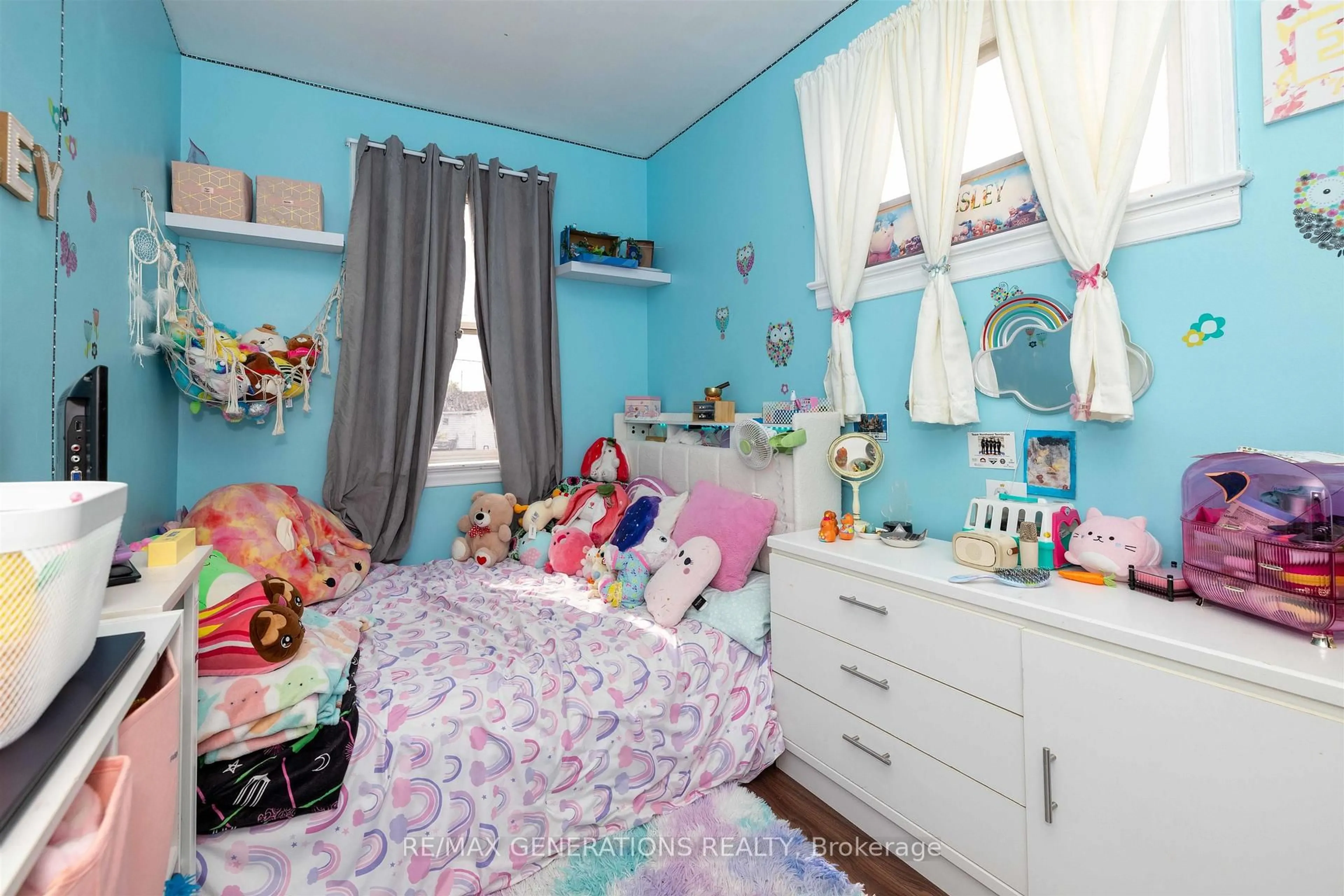 A pic of a room for 825 Alberta St, Thunder Bay Ontario P7C 3E8