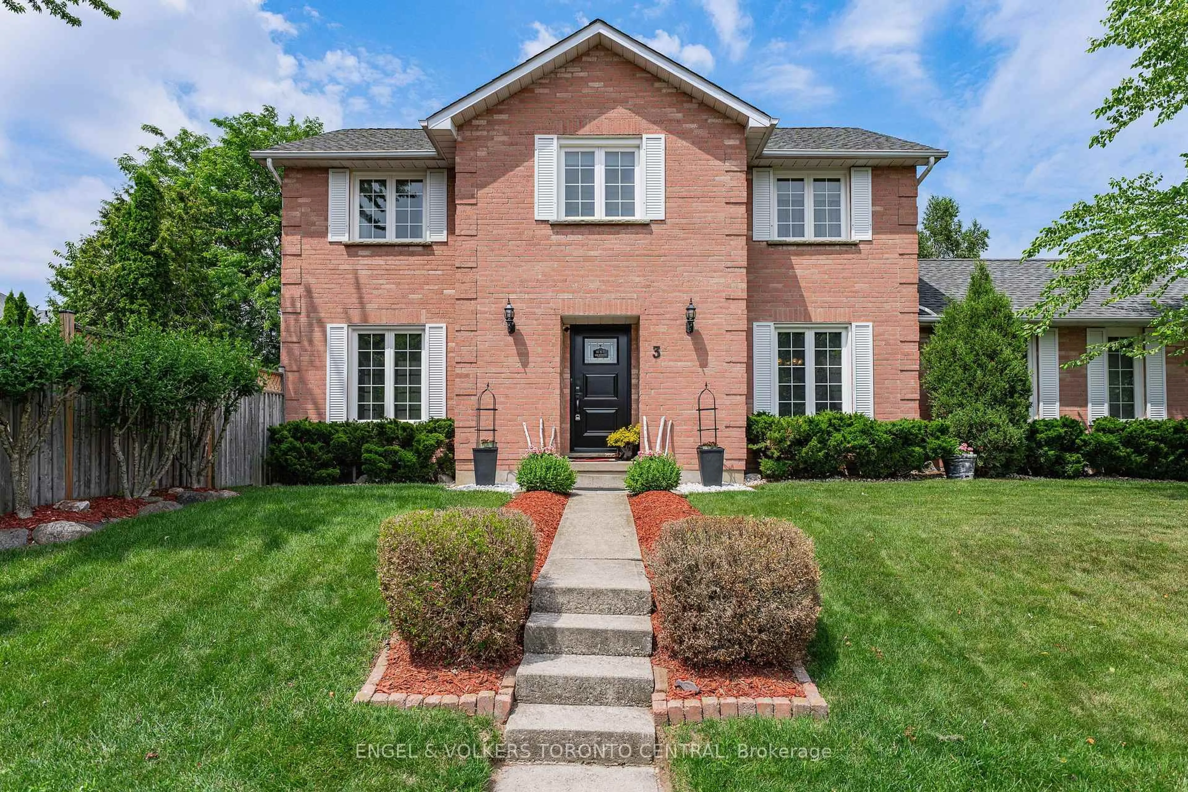 Home with brick exterior material, street for 3 Wallace Dr, Cambridge Ontario N1T 1K7
