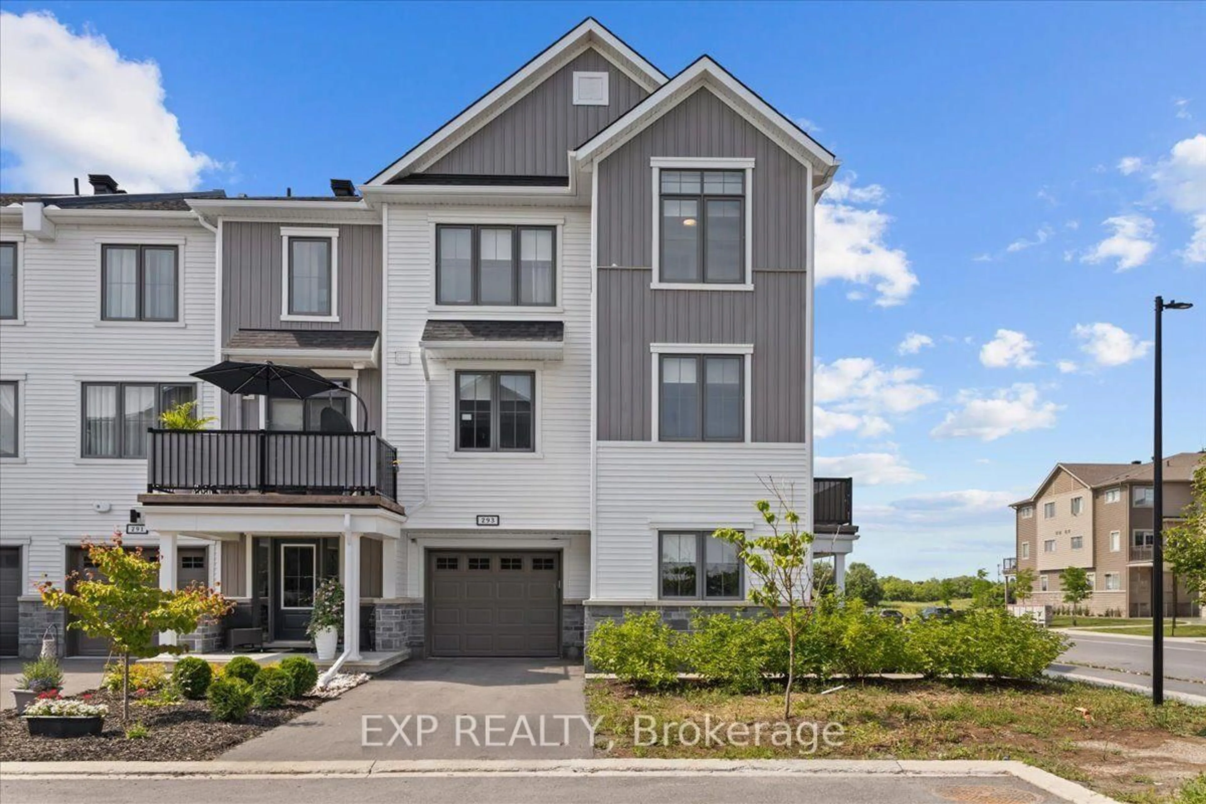 Unknown for 293 Anyolite Private, Ottawa Ontario K2J 7J4