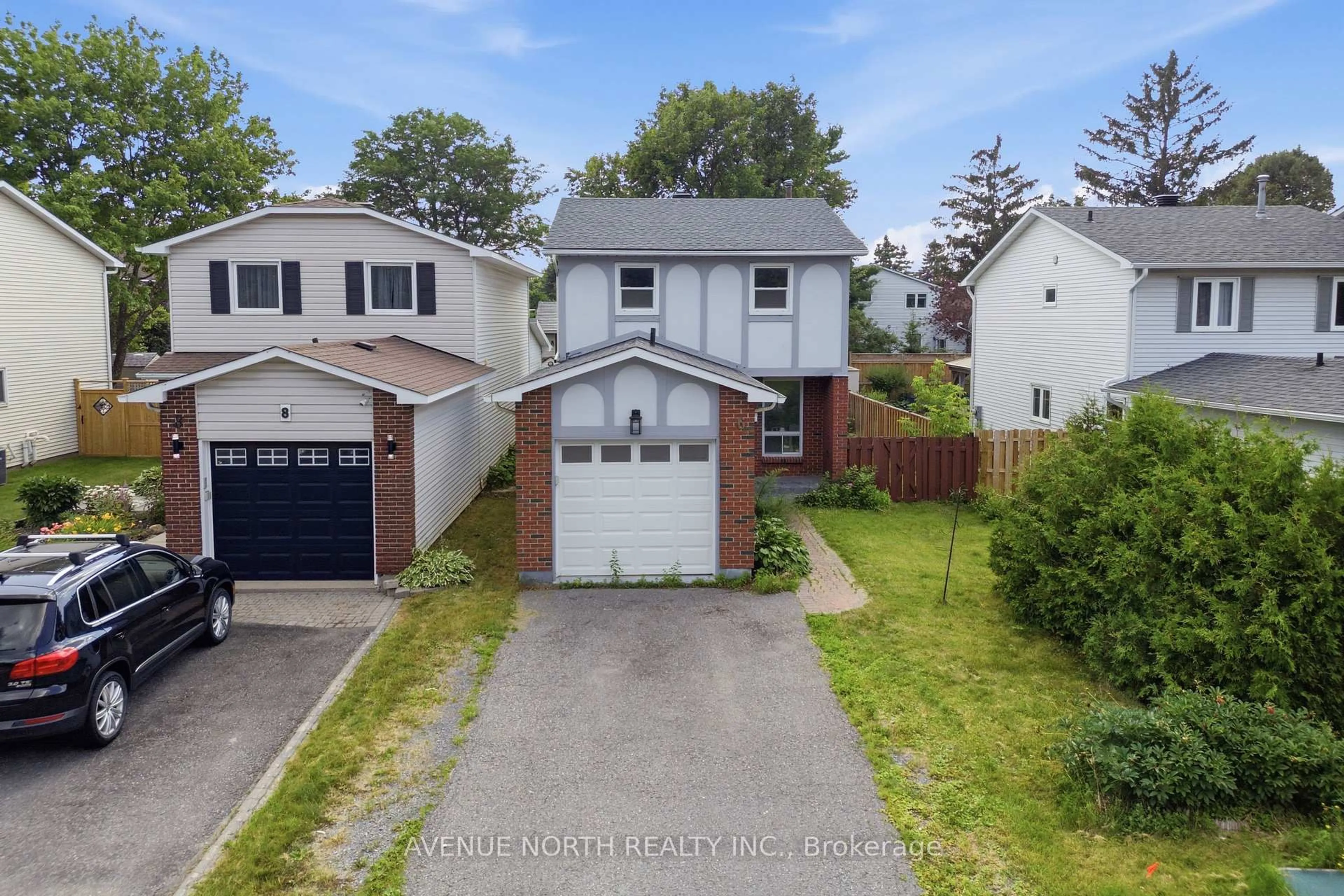 A pic from outside/outdoor area/front of a property/back of a property/a pic from drone, street for 6 WOLFGANG Dr, Nepean Ontario K2J 1T1