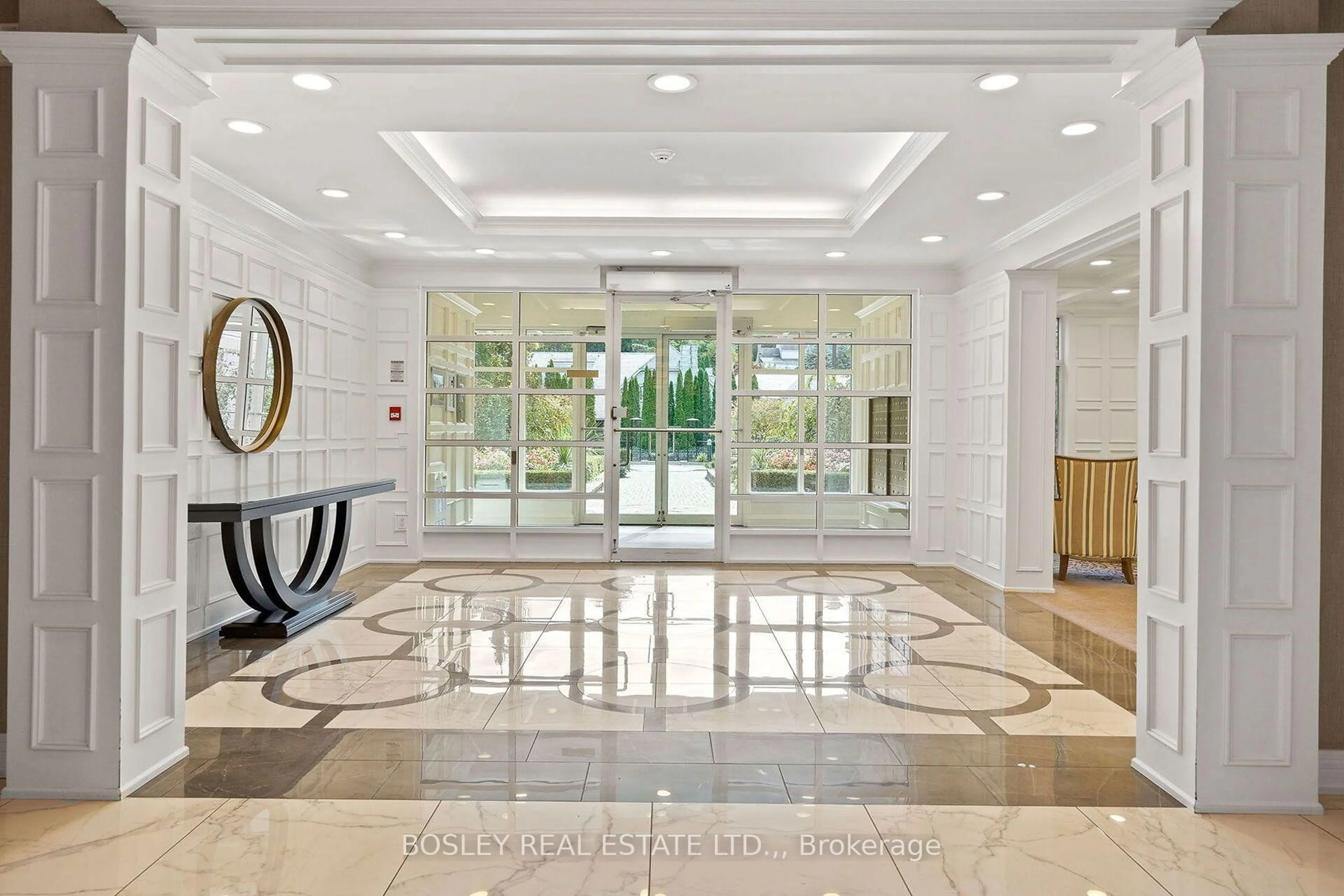 Lobby for 225 Ricardo St #107, Niagara-on-the-Lake Ontario L0S 1J0
