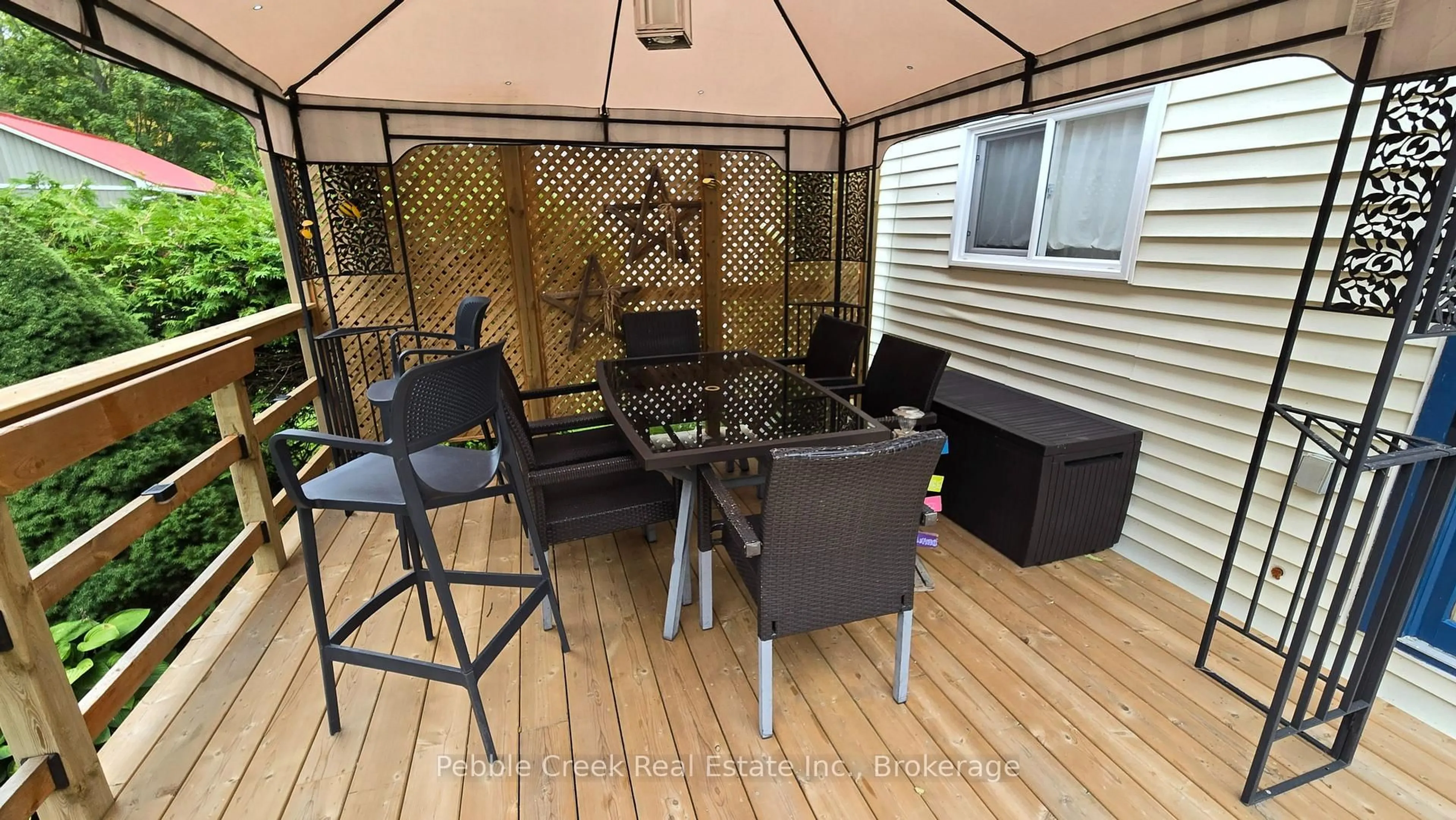 Patio, street for 6 Park Rd, Central Huron Ontario N7A 3X8