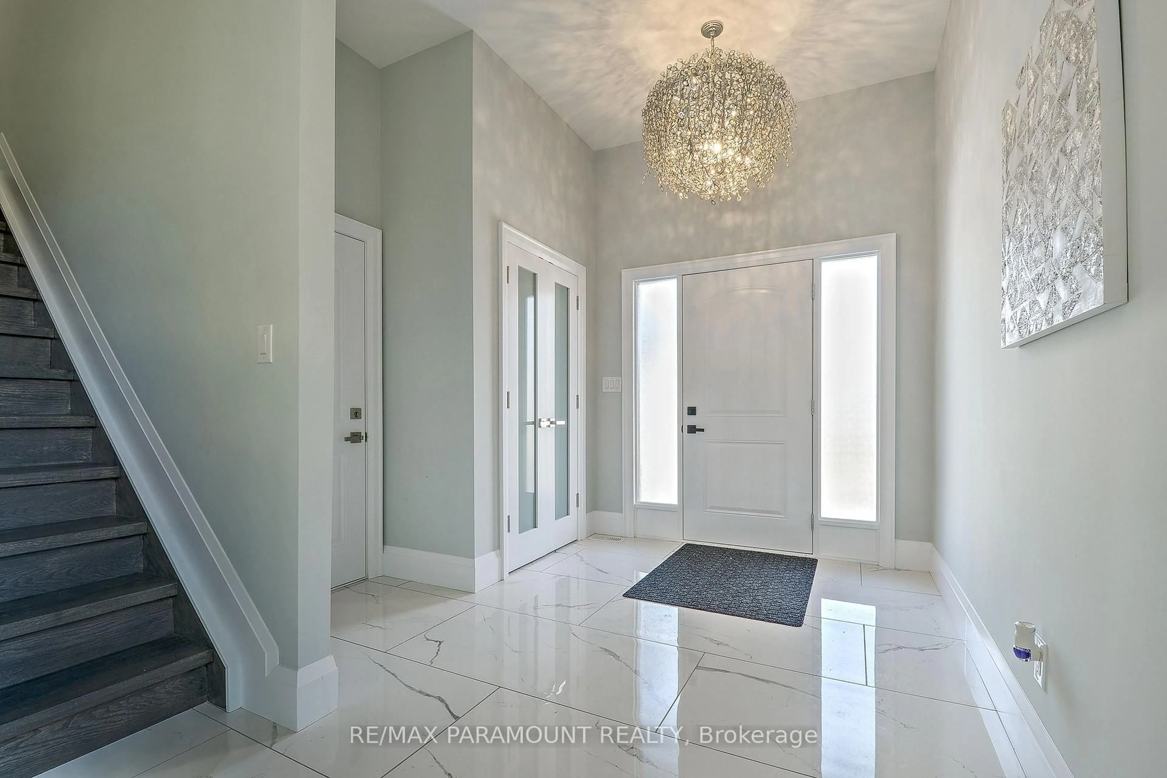 Indoor entryway for 1780 Pierre Ave, Windsor Ontario N8W 2J6