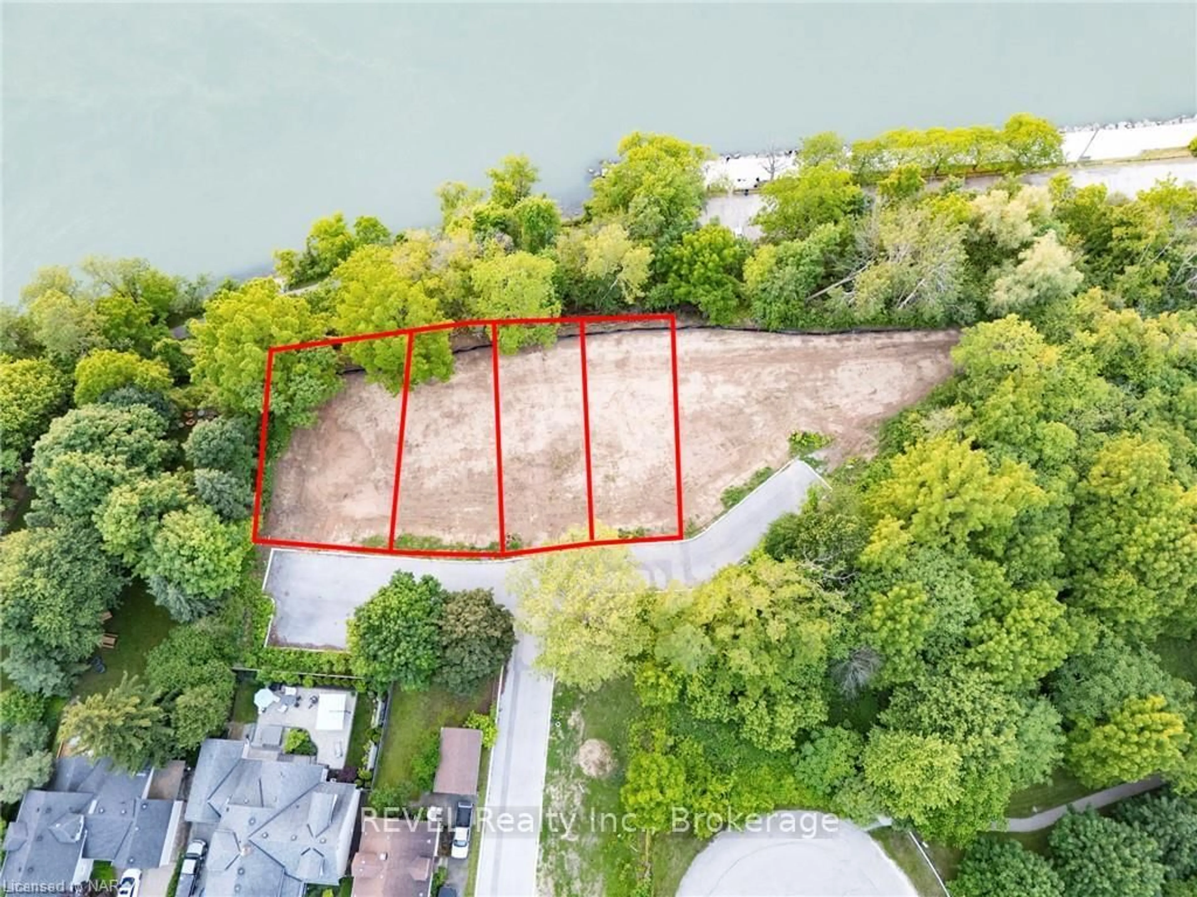 A pic from outside/outdoor area/front of a property/back of a property/a pic from drone, water/lake/river/ocean view for 23 MICHIGAN Ave #5, St. Catharines Ontario L2N 4G7