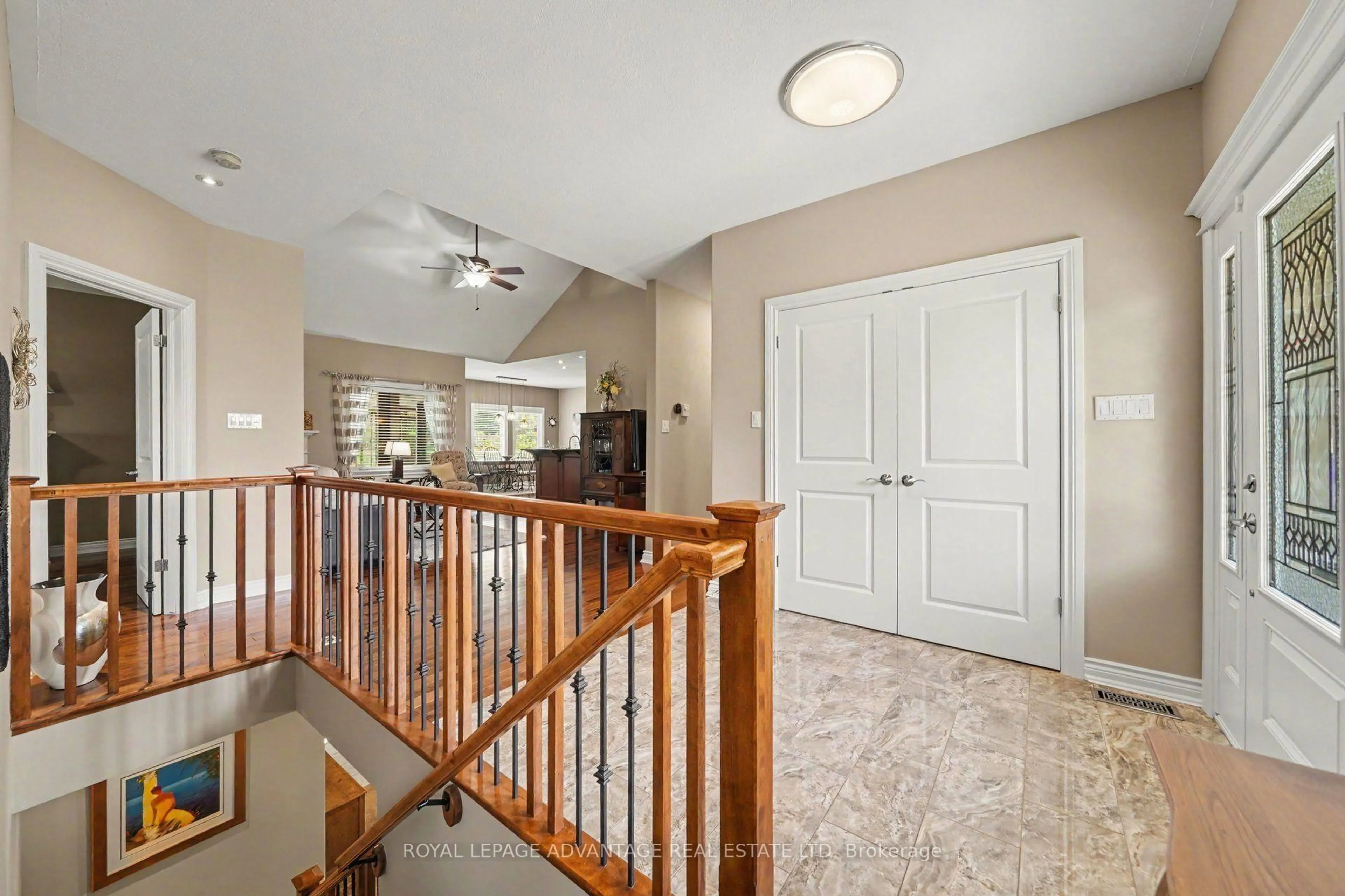 Unknown for 227 Georgina St, Perth Ontario K7H 3C9