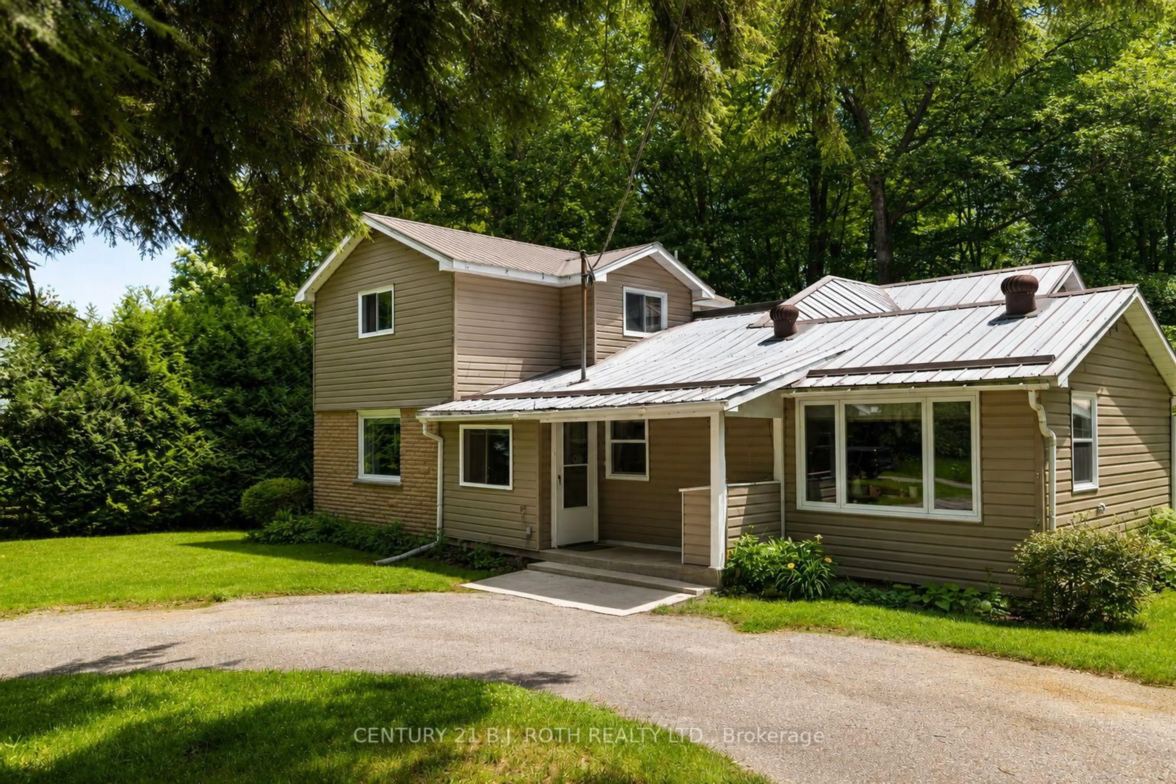 Home with vinyl exterior material, street for 30 Mcleish Dr, Kawartha Lakes Ontario L0K 1W0