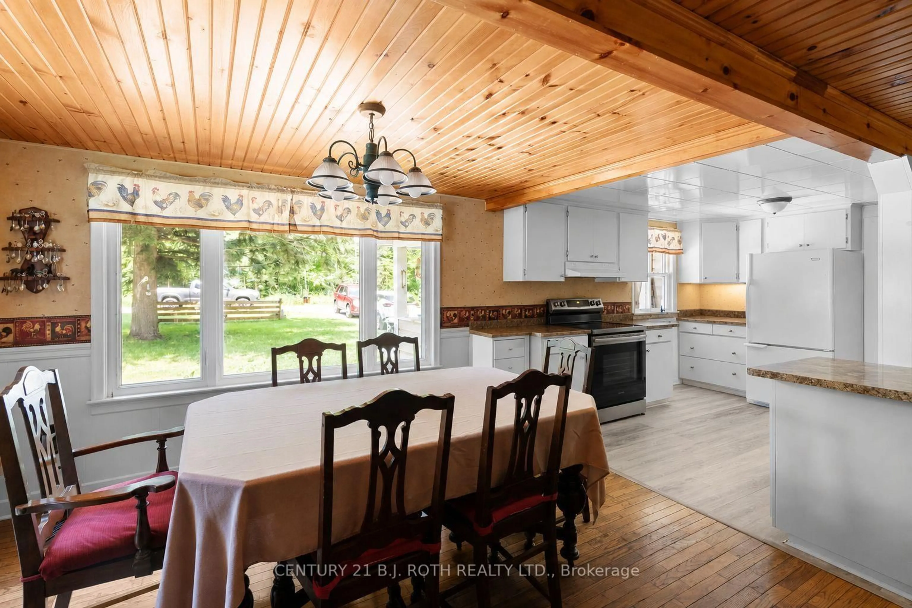 Open concept kitchen, unknown for 30 Mcleish Dr, Kawartha Lakes Ontario L0K 1W0