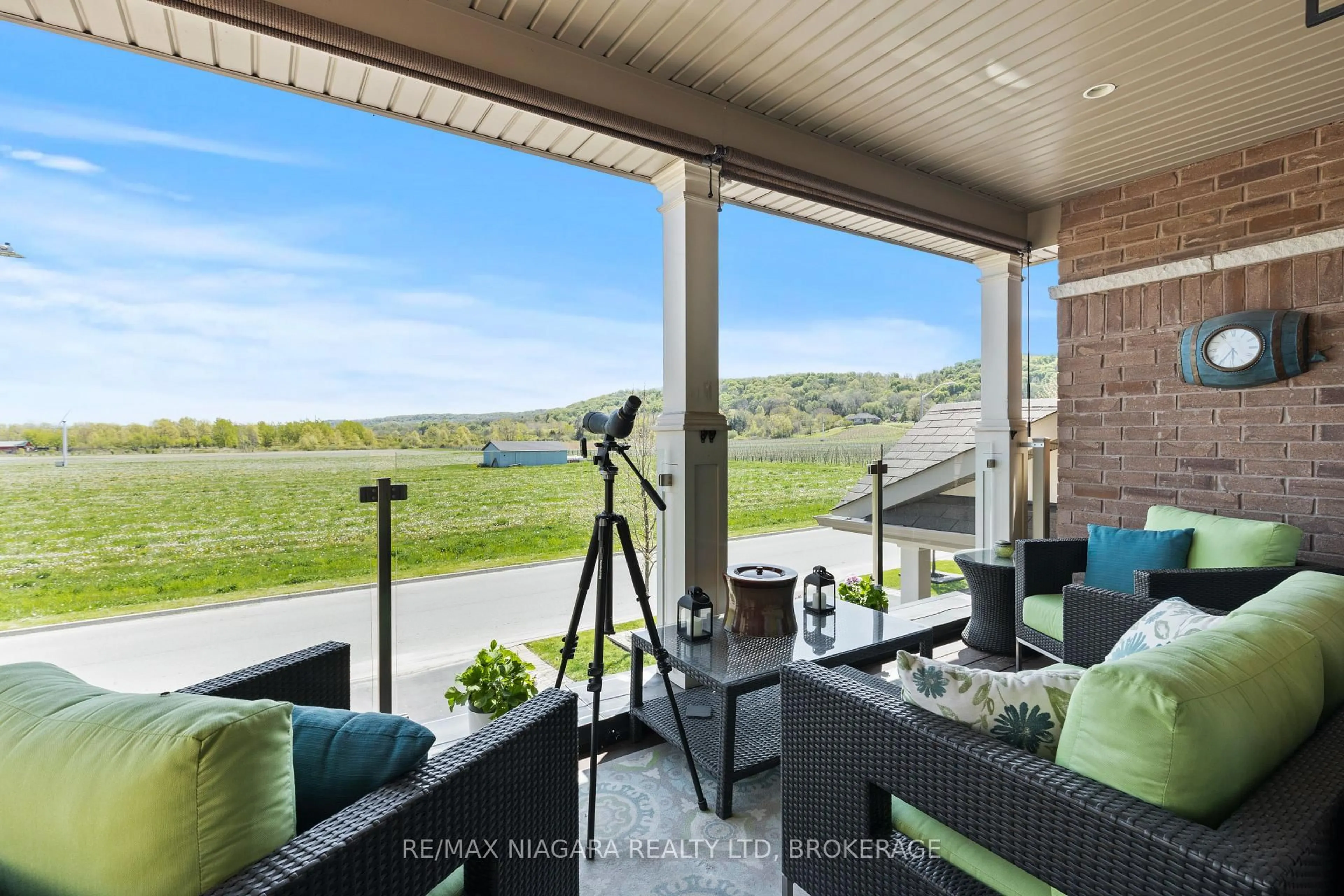 Patio, water/lake/river/ocean view for 326 Concession 3 Rd, Niagara-on-the-Lake Ontario L0S 1J0