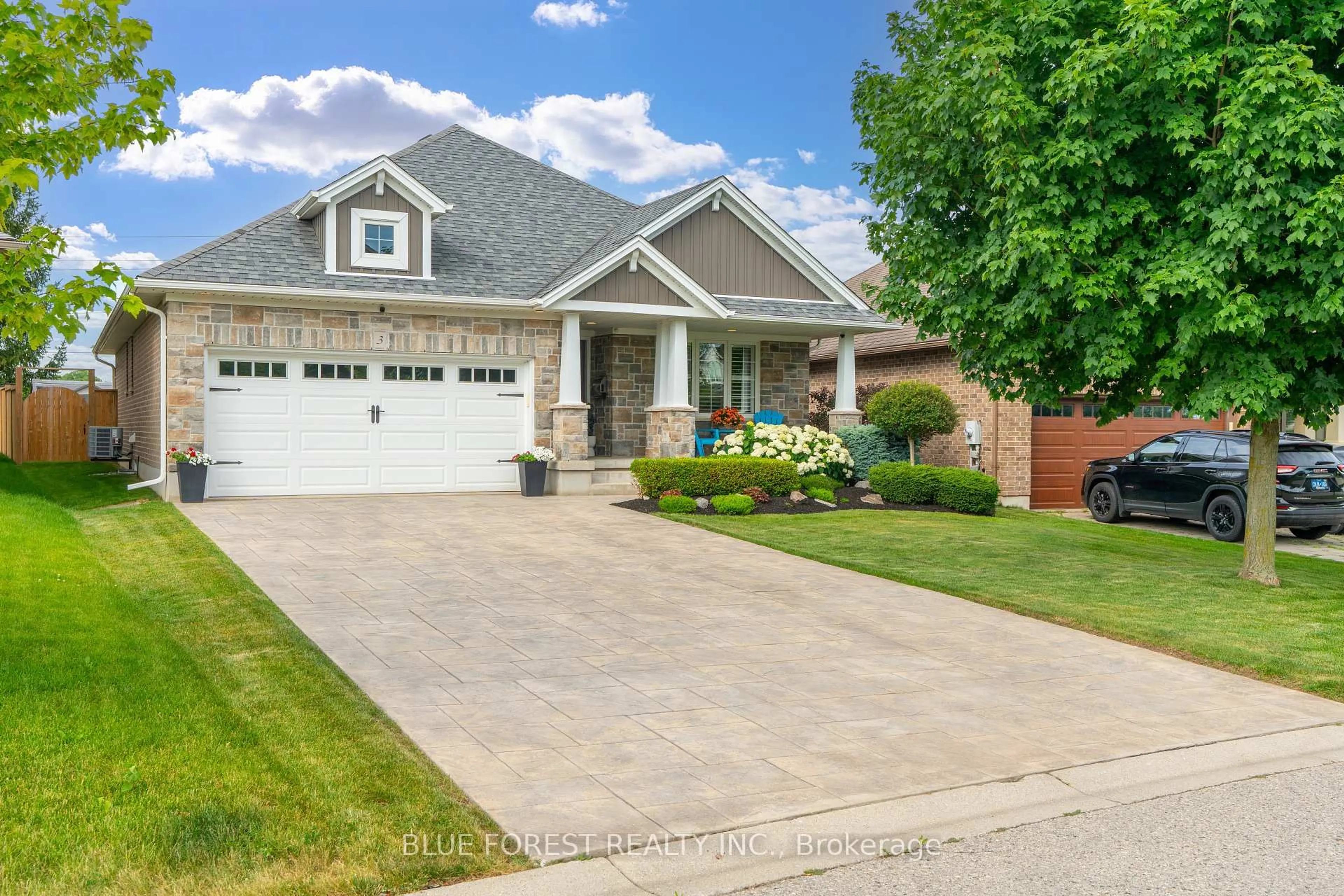 Home with brick exterior material, street for 3 Sutherland Crt, St. Thomas Ontario N5P 3T3