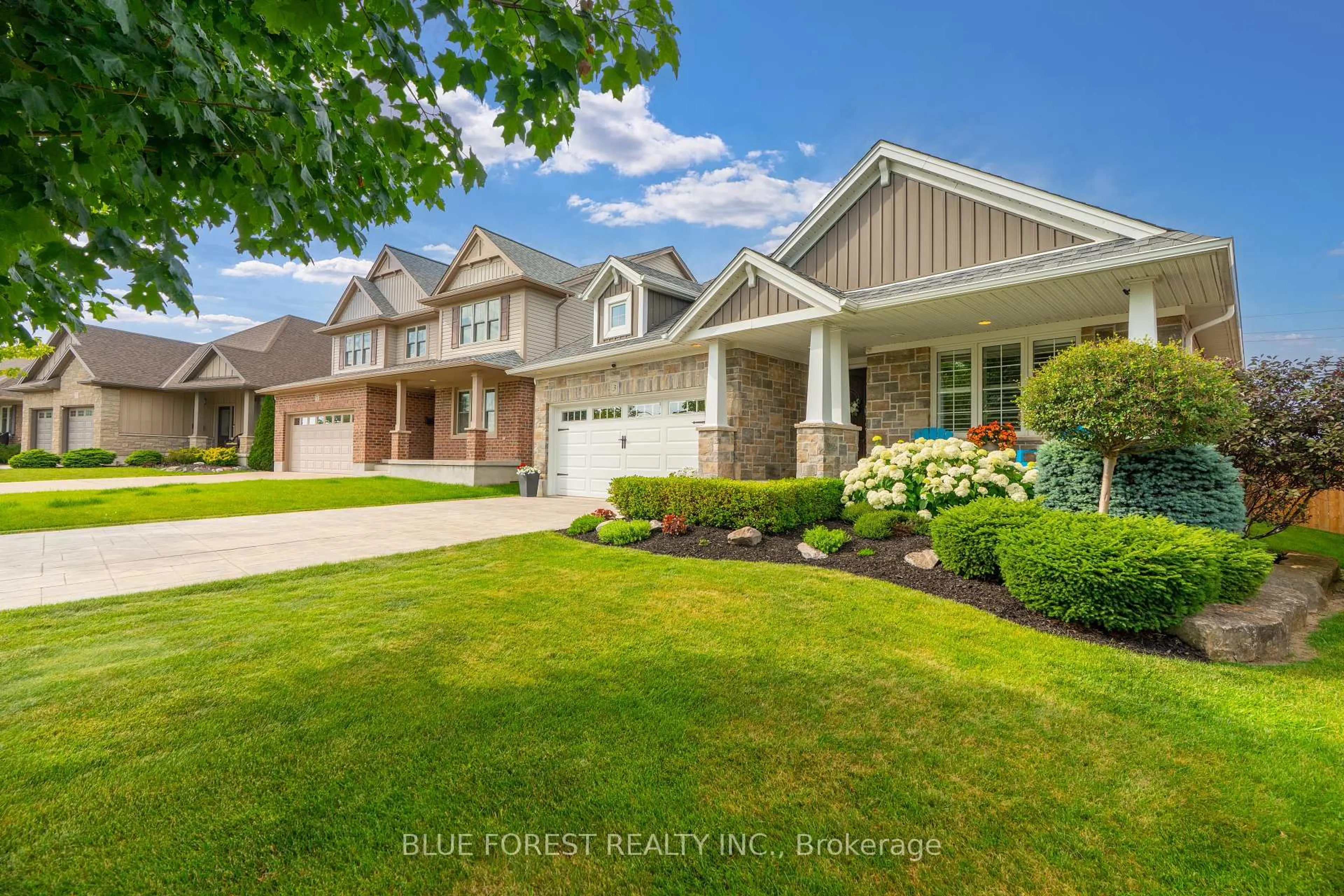 Home with brick exterior material, street for 3 Sutherland Crt, St. Thomas Ontario N5P 3T3