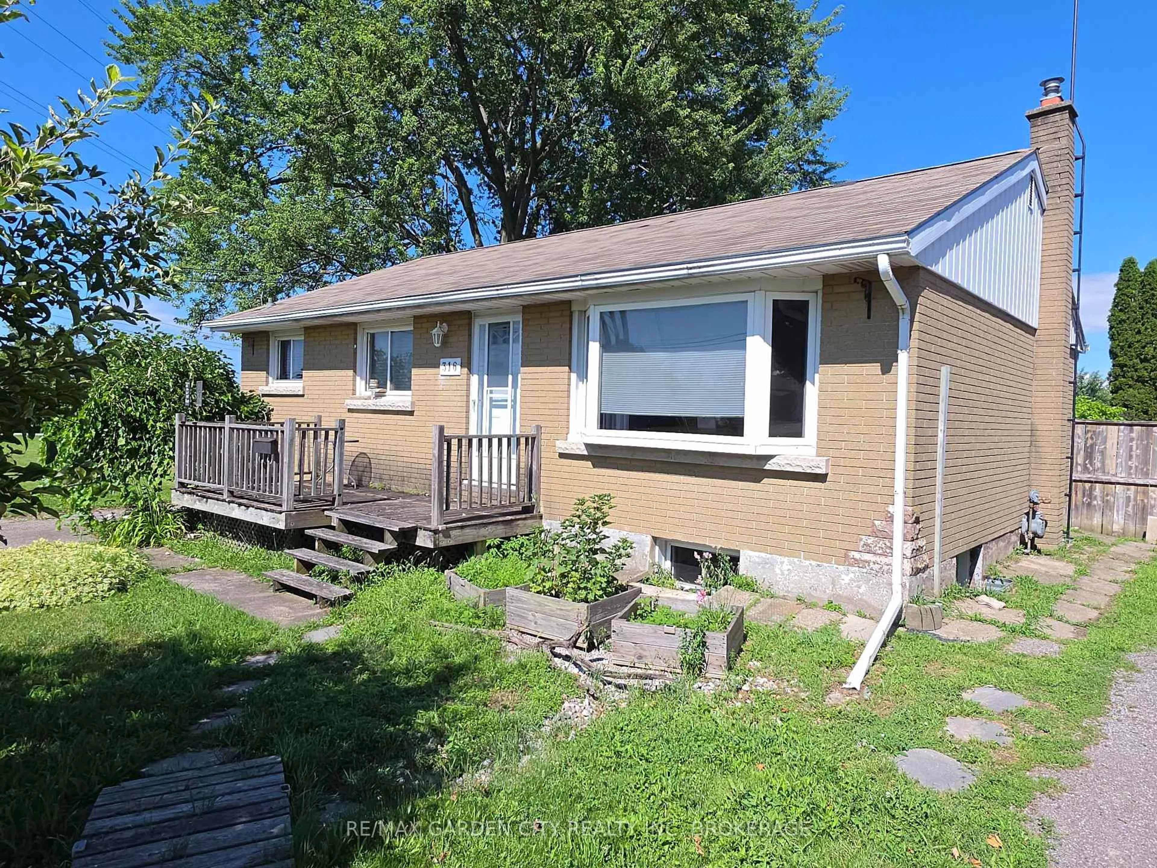Unknown for 316 Davis St, Thorold Ontario L2V 1G1