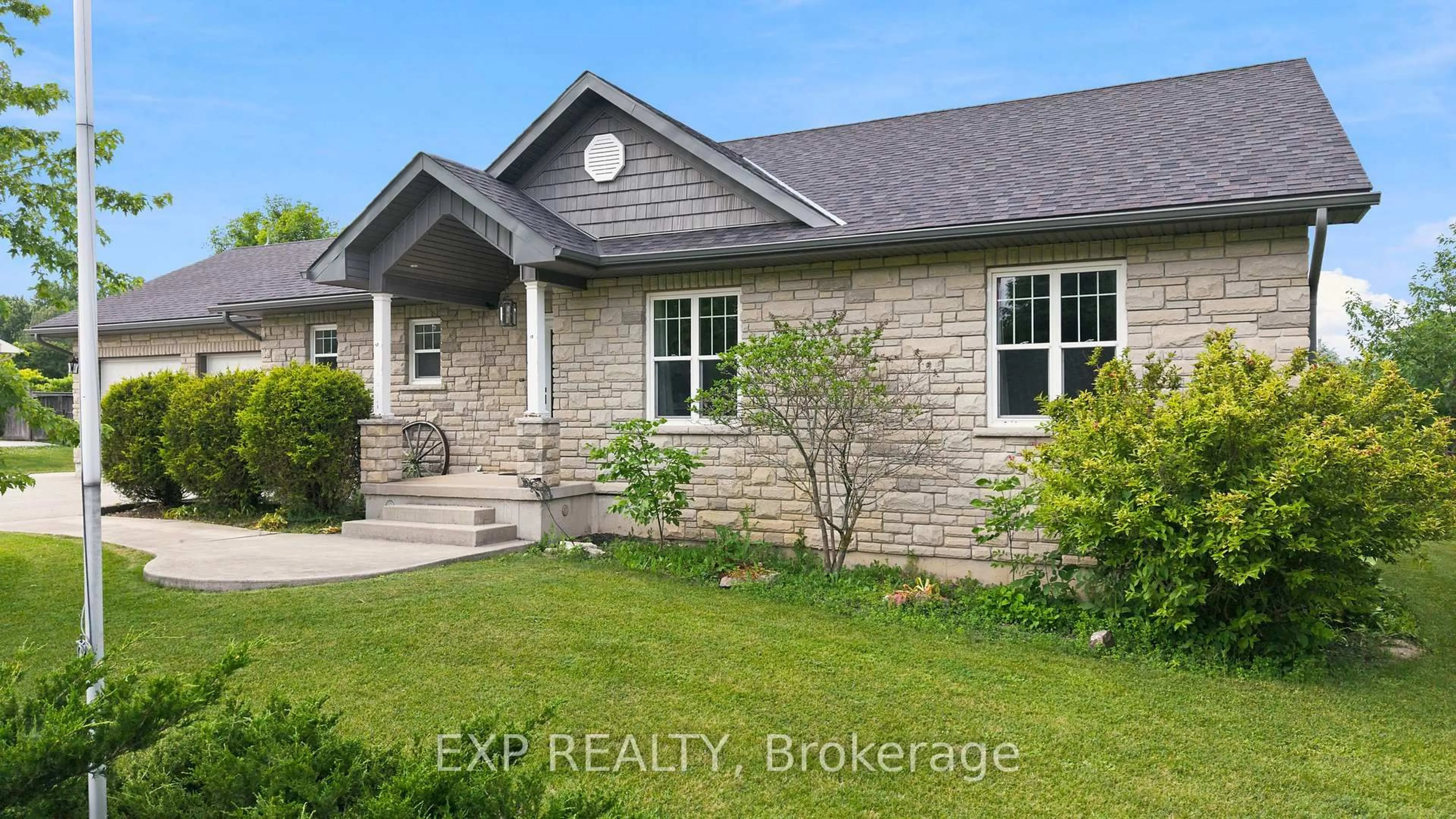 Home with brick exterior material, building for 14 Regency Dr, Minto Ontario N0G 1M0