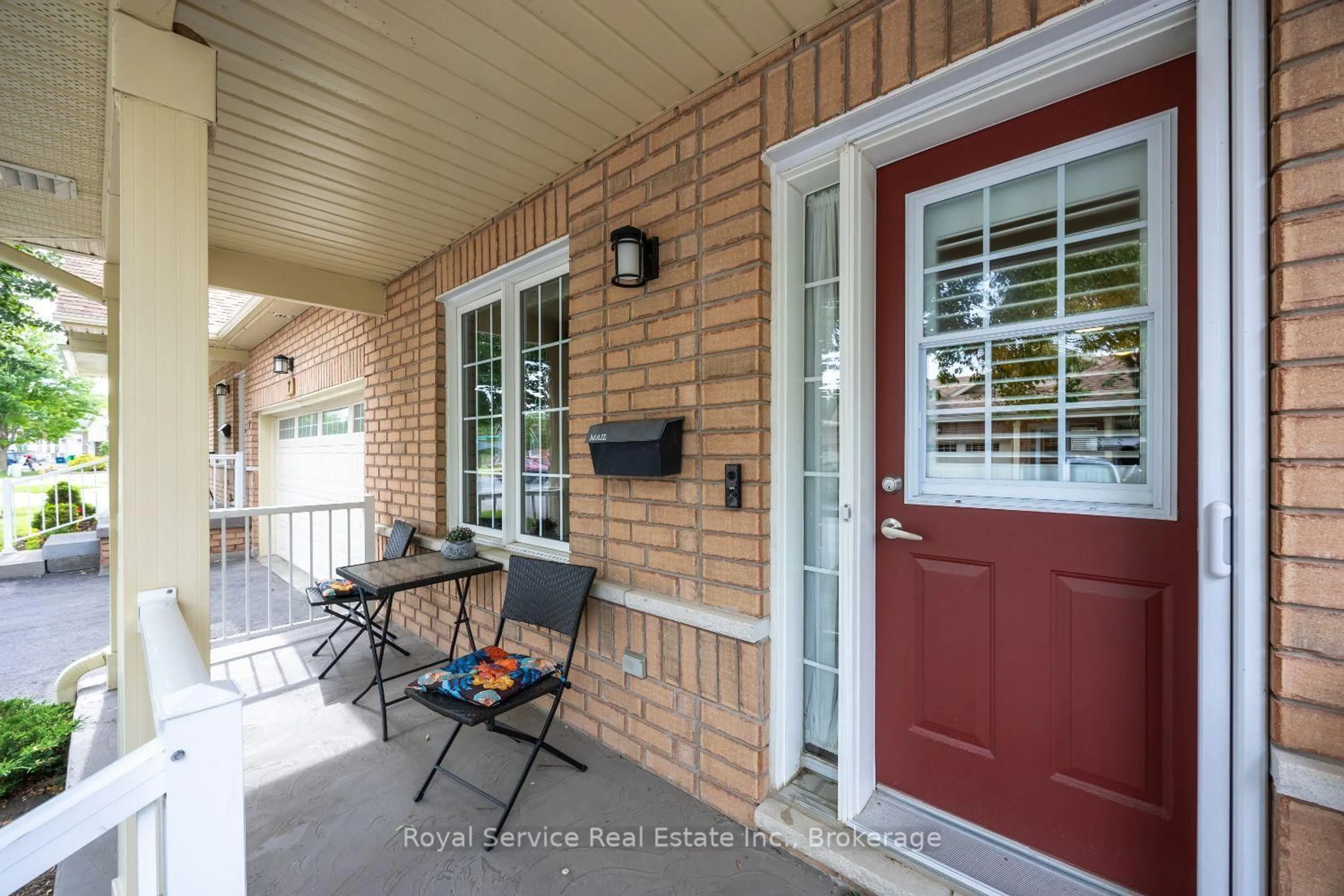 Unknown for 877 Wentworth St #6, Peterborough Ontario K9J 8R7