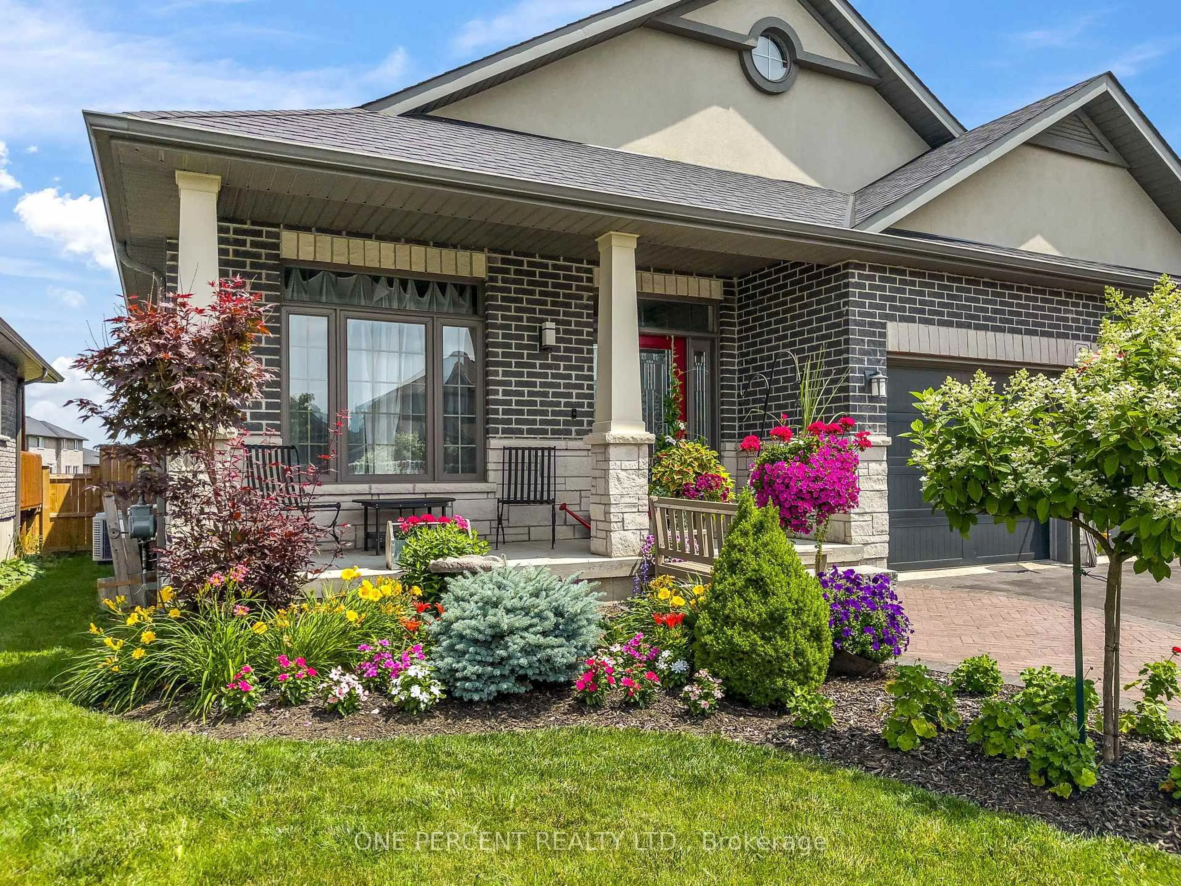 Home with brick exterior material, street for 20 TRINITY Crt, Belleville Ontario K8N 0E7