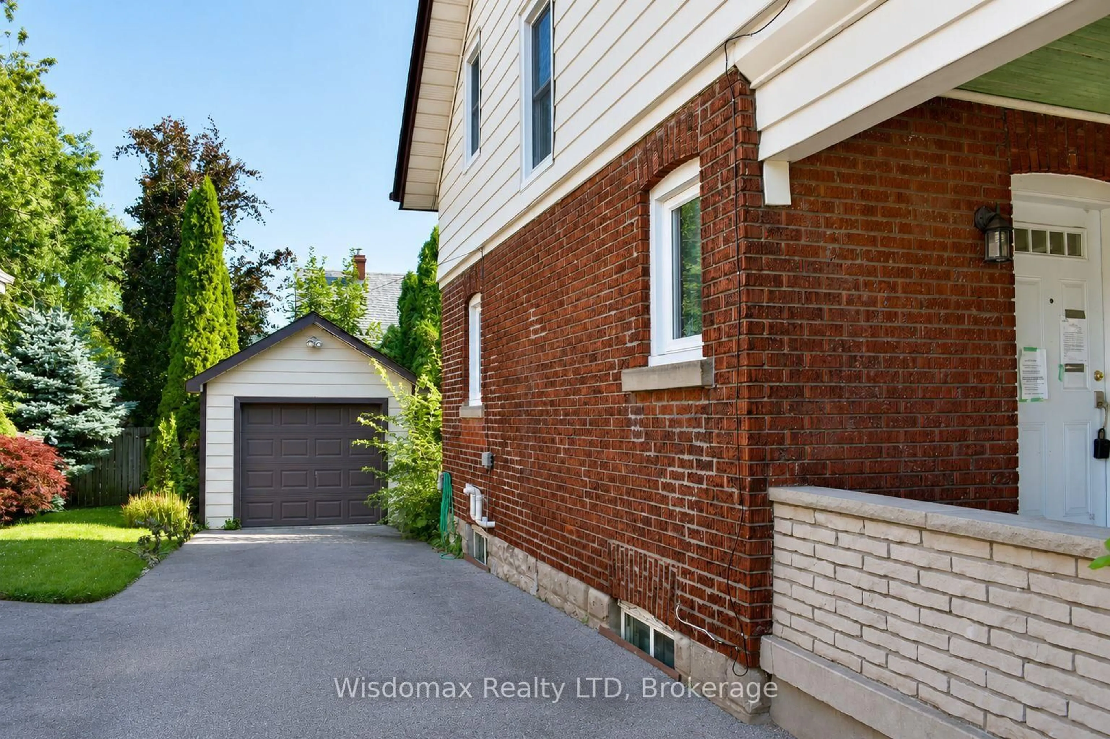 Home with brick exterior material, street for 5037 Jepson St, Niagara Falls Ontario L2E 1K4