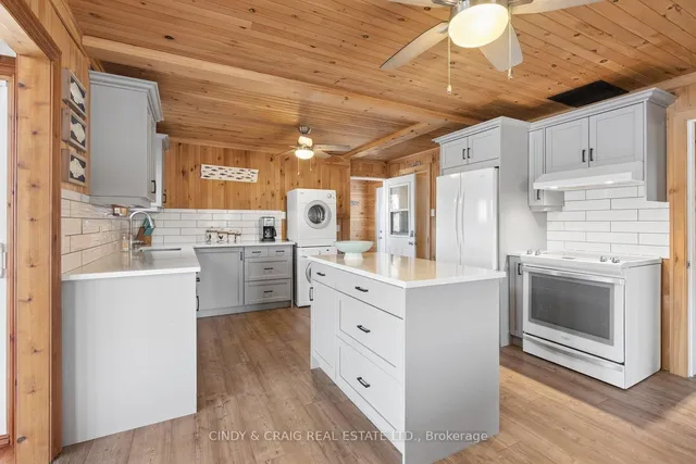 213 Rollies Point Rd, Curve Lake First Nation 35 5