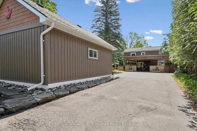 1012 Grey St, Muskoka Lakes 3