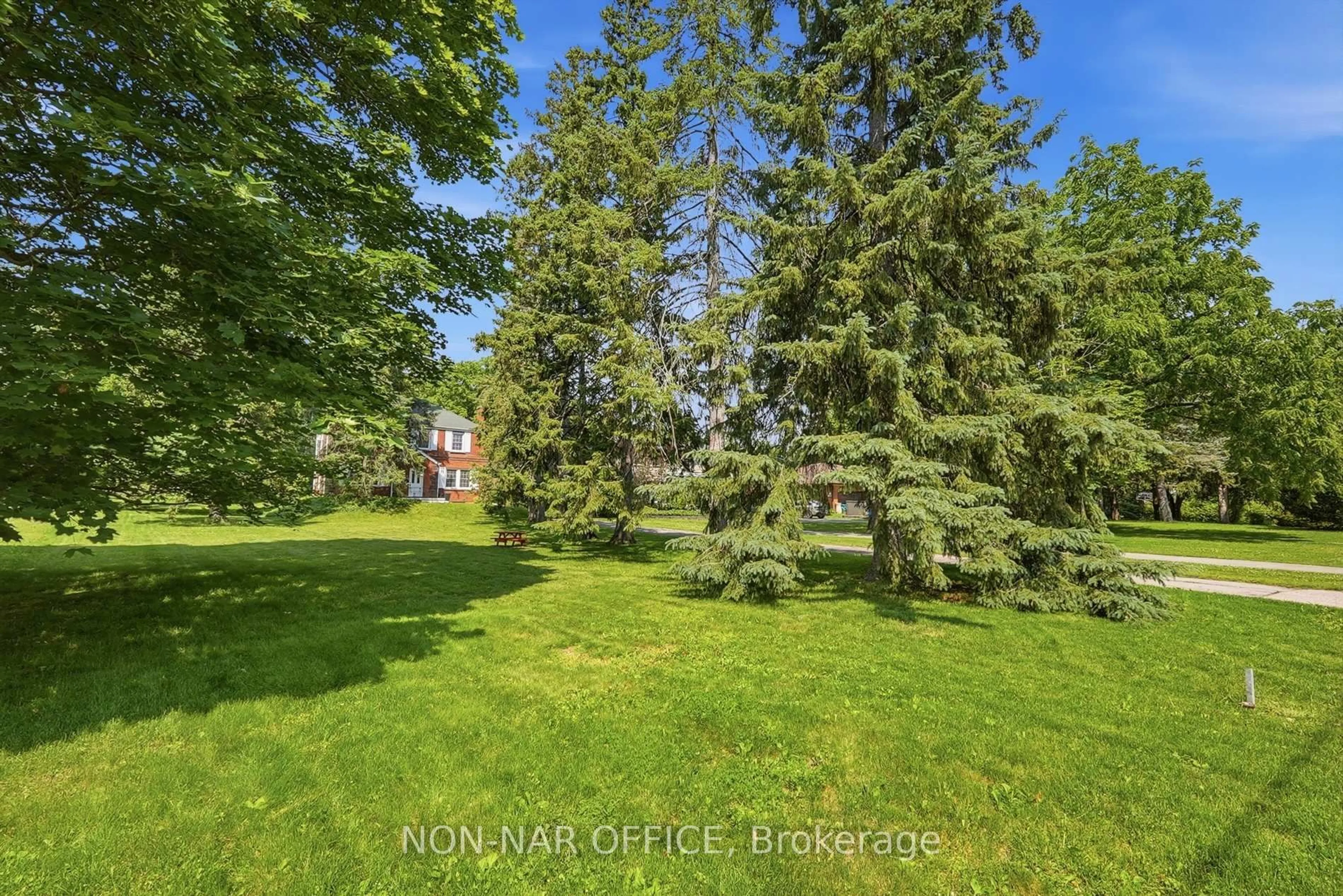 A pic from outside/outdoor area/front of a property/back of a property/a pic from drone, forest/trees view for 214 West River Rd, Cambridge Ontario N1S 3A1