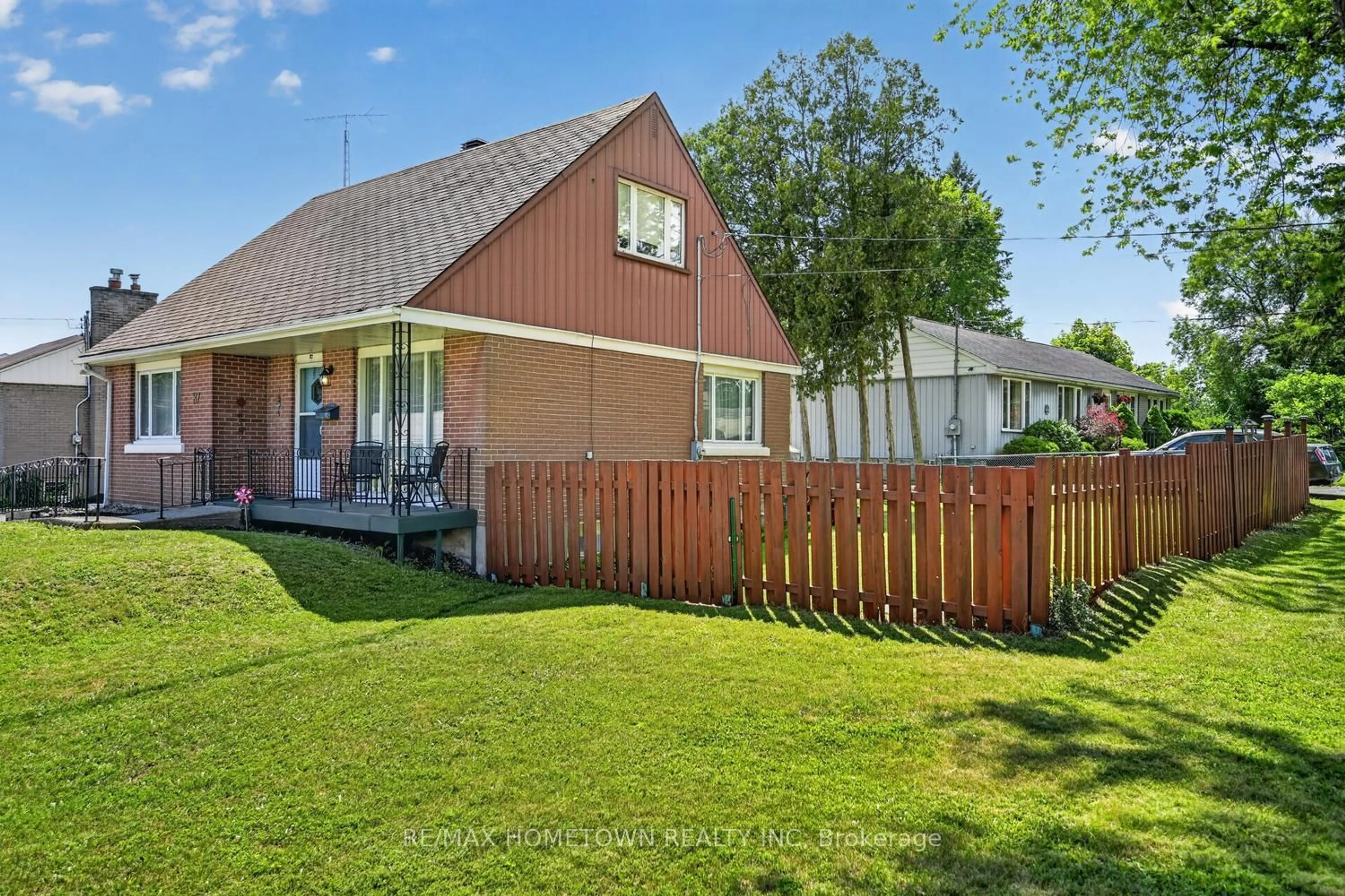 Unknown for 87 Brookview Cres, Brockville Ontario K6V 4P3
