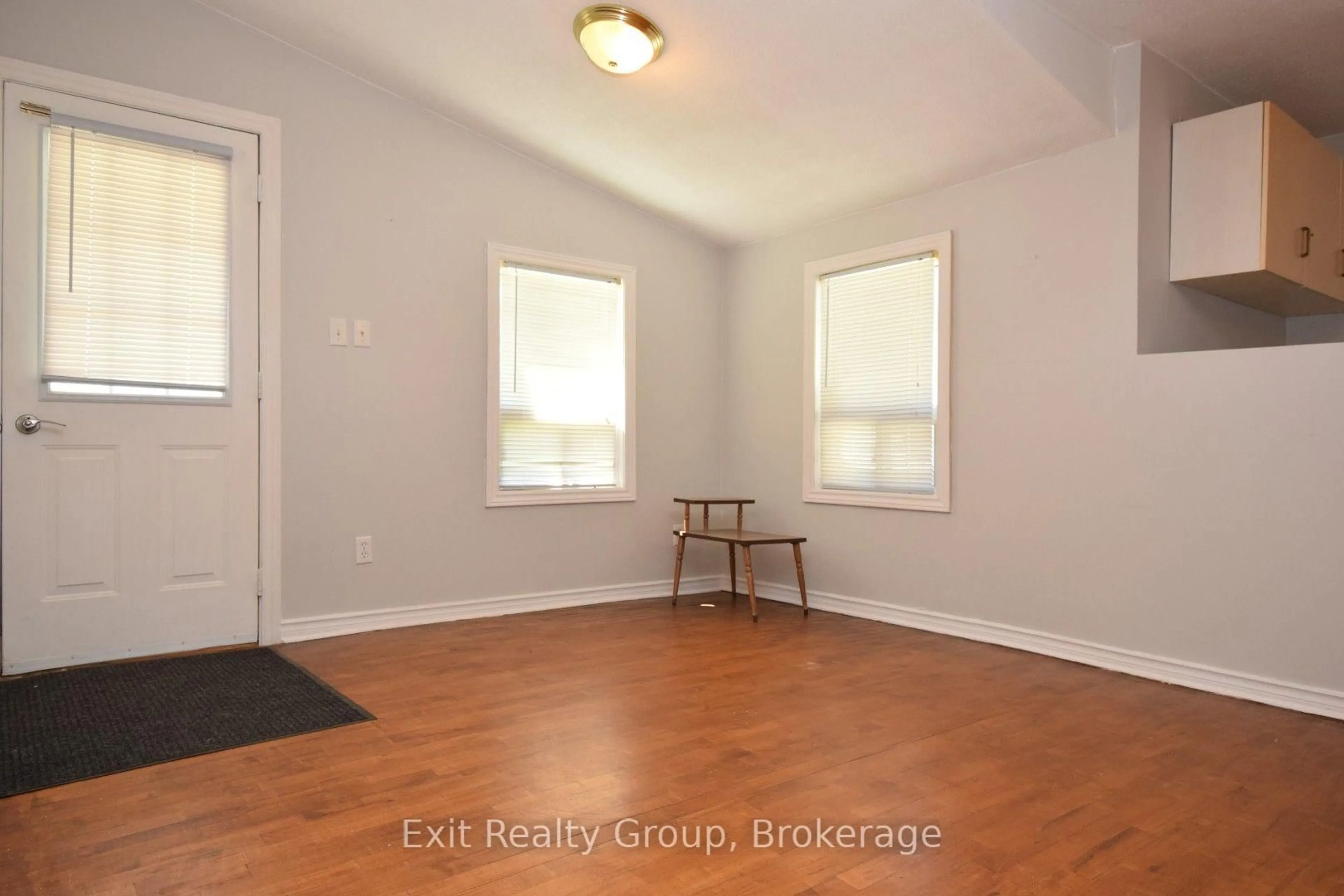 A pic of a room for 64 George St, Quinte West Ontario K8V 1R6