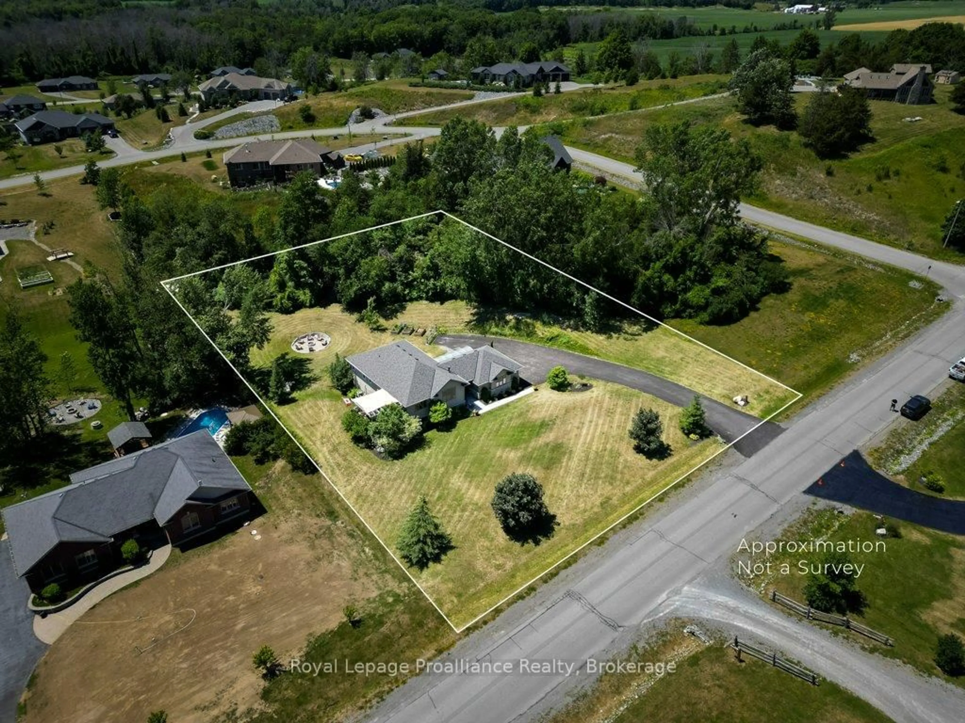 A pic from outside/outdoor area/front of a property/back of a property/a pic from drone, unknown for 47 Windwhisper Dr, Belleville Ontario K0K 2V0
