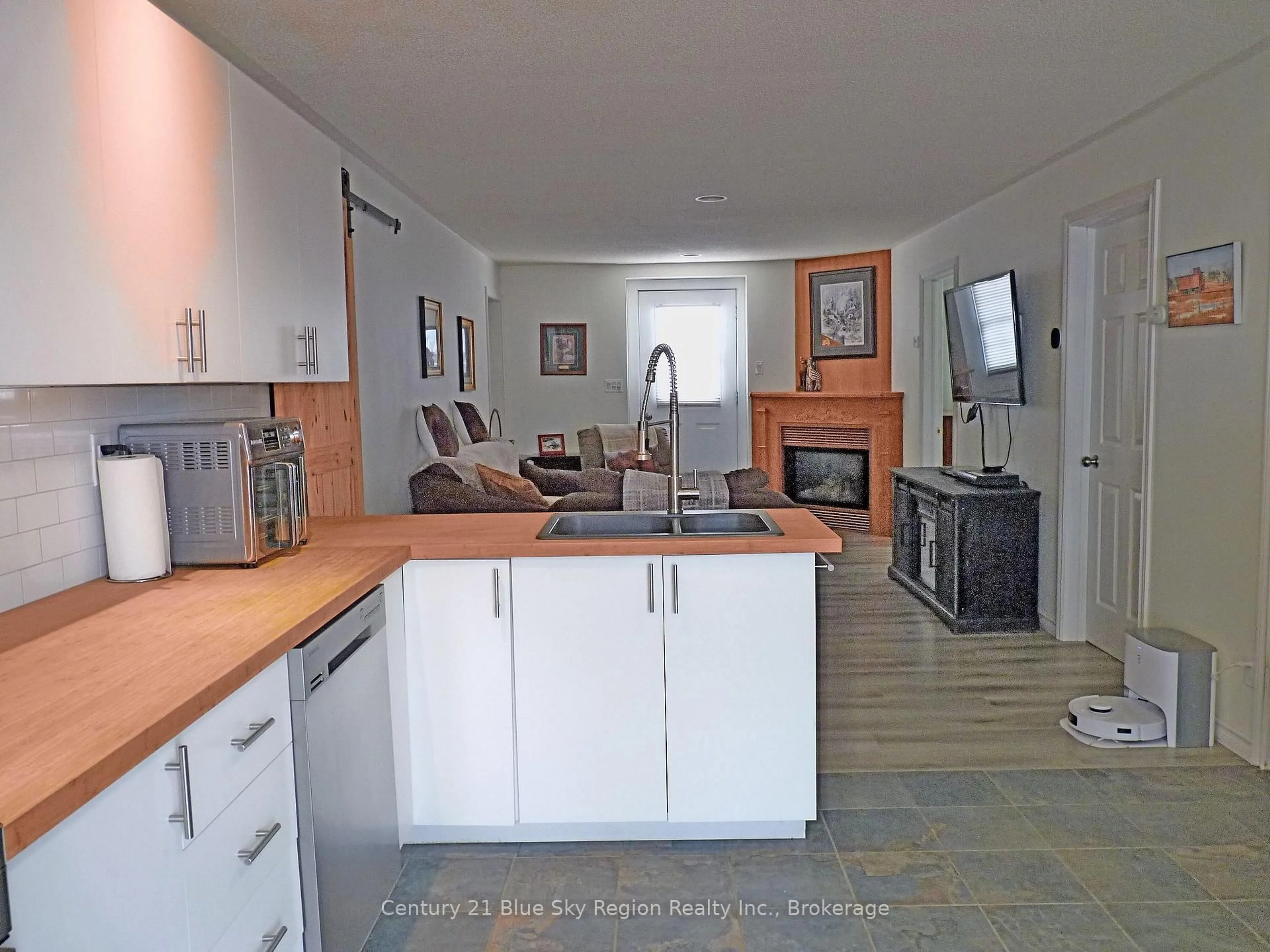 Open concept kitchen, unknown for 11 Waterfront Dr, West Nipissing Ontario P0H 1G0