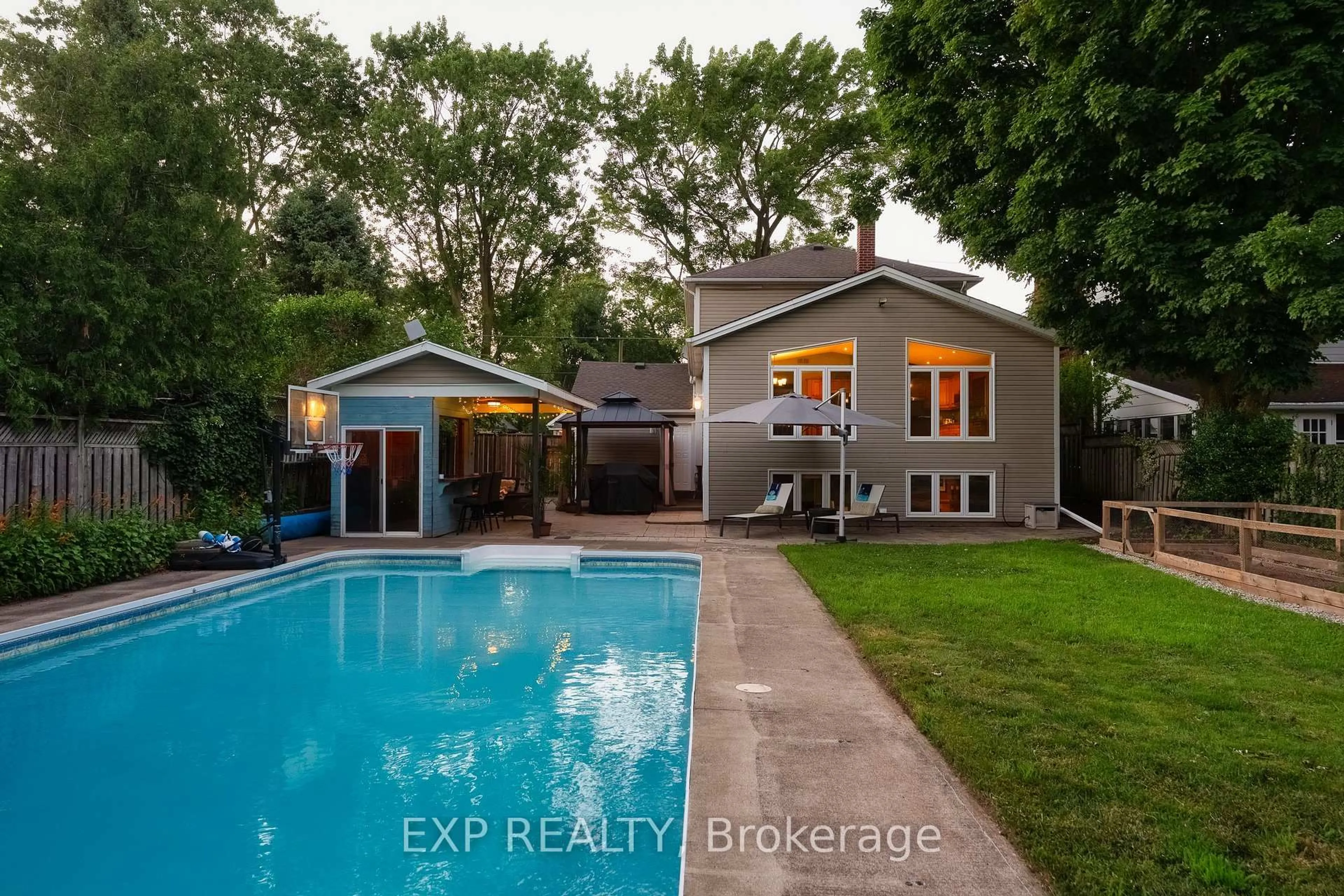 Unknown for 6276 STAMFORD GREEN Dr, Niagara Falls Ontario L2J 1T3