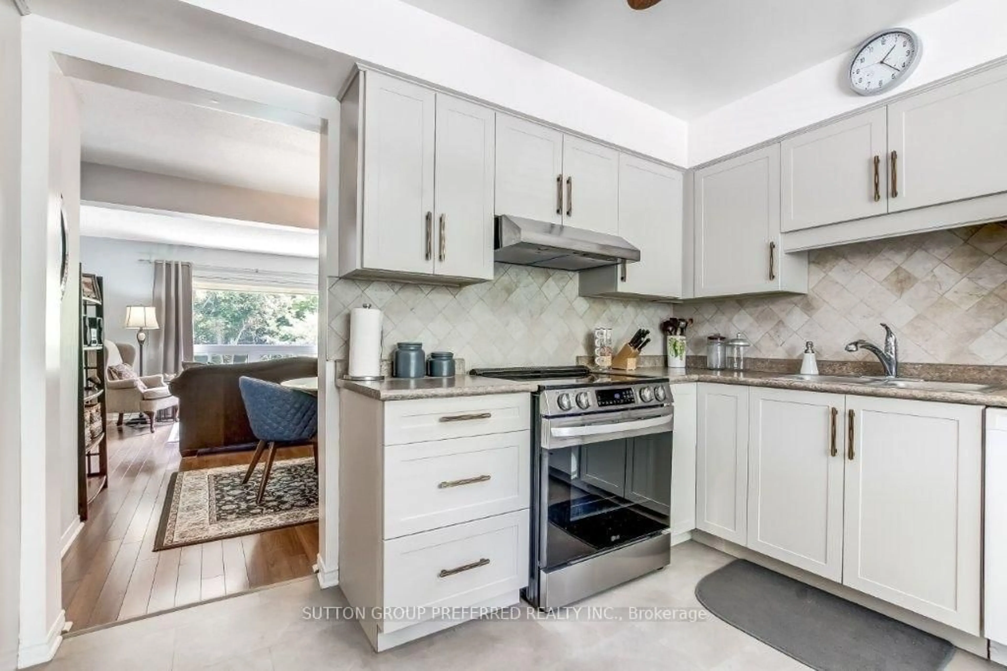 Open concept kitchen, ceramic/tile floor for 1990 Wavell St #12, London East Ontario N5V 4N5
