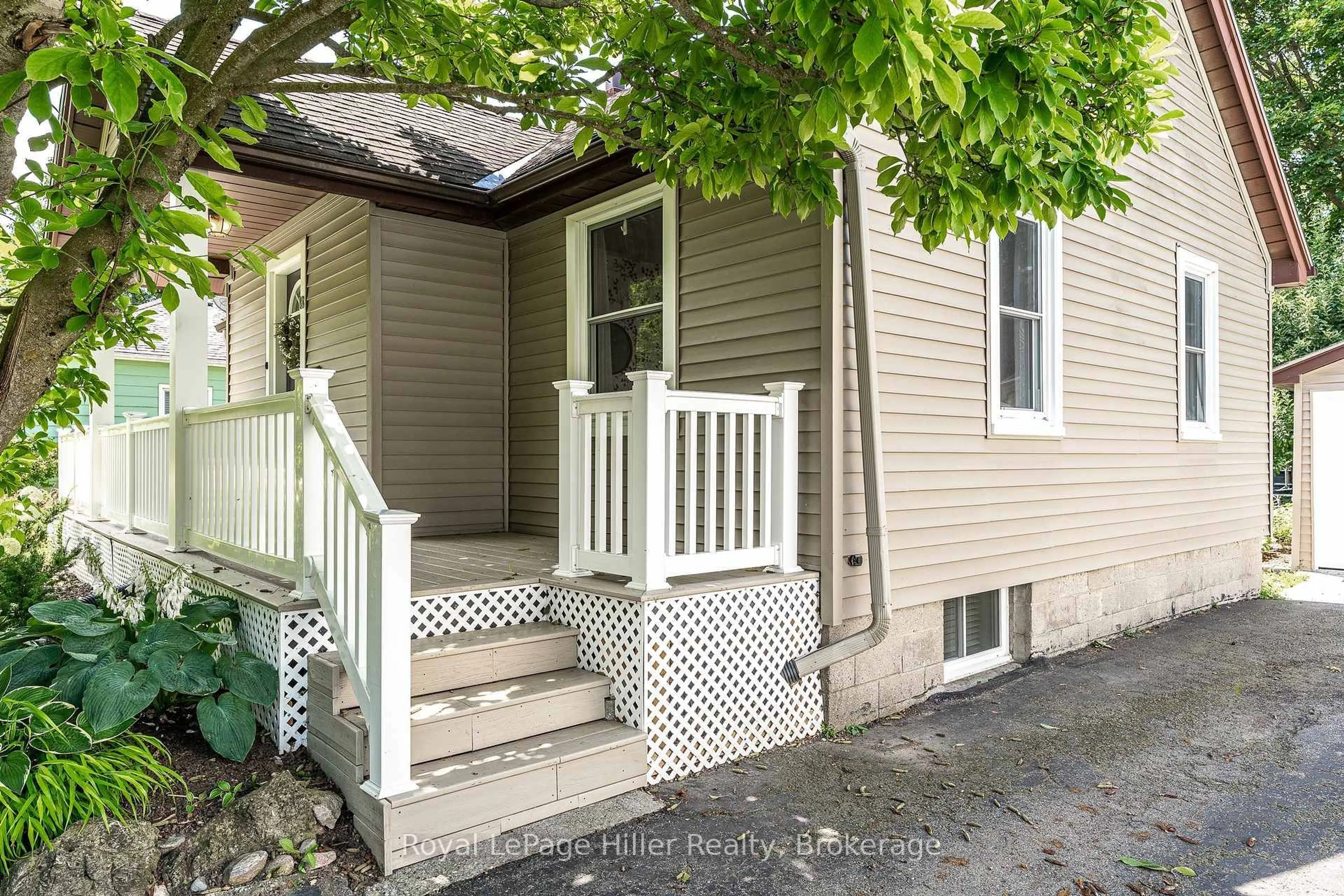 Home with vinyl exterior material, street for 18 Somerset St, Stratford Ontario N5A 6K1