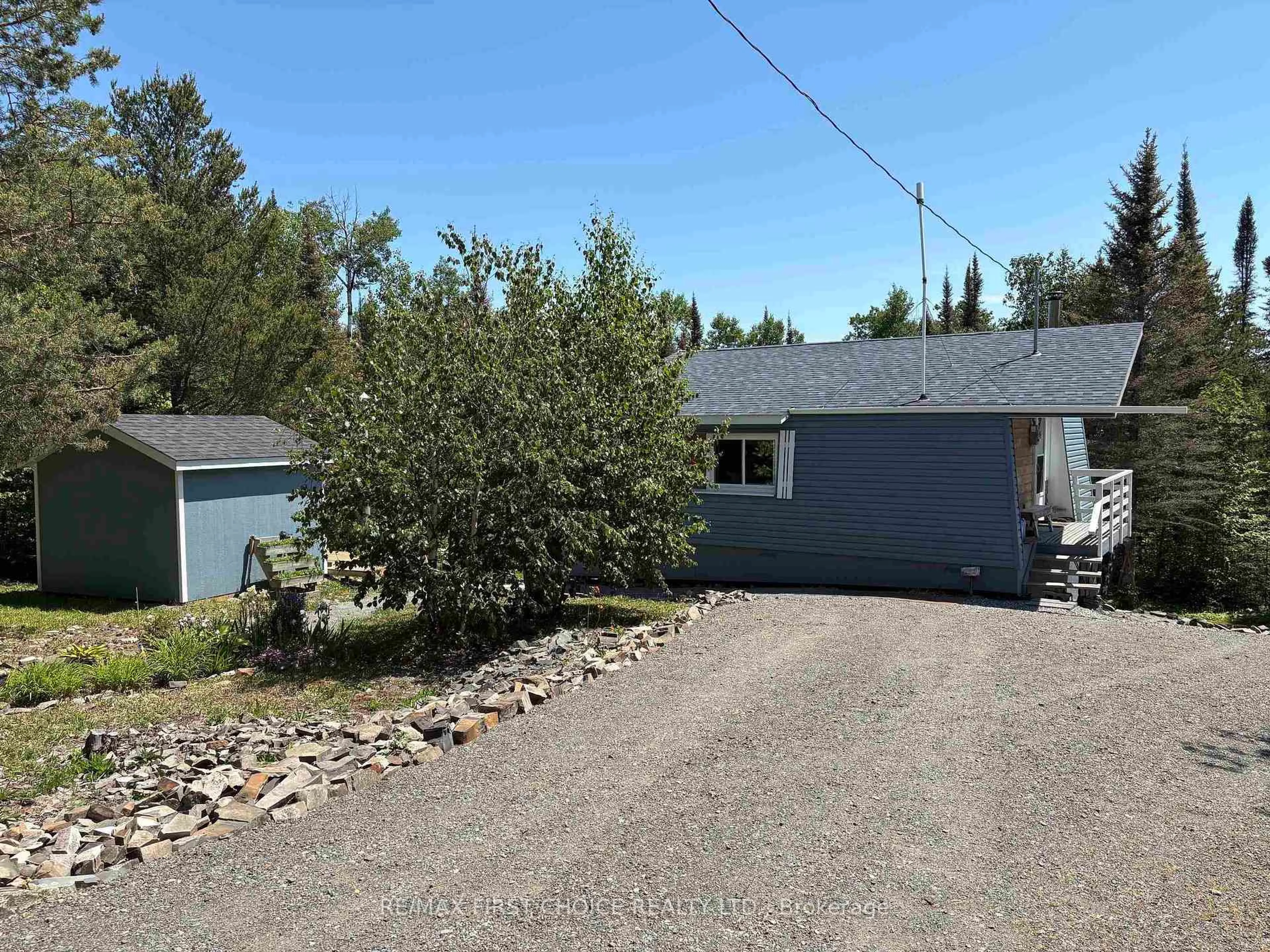 Unknown for 560 Little Trout Bay Rd., Neebing Ontario P7L 0A4