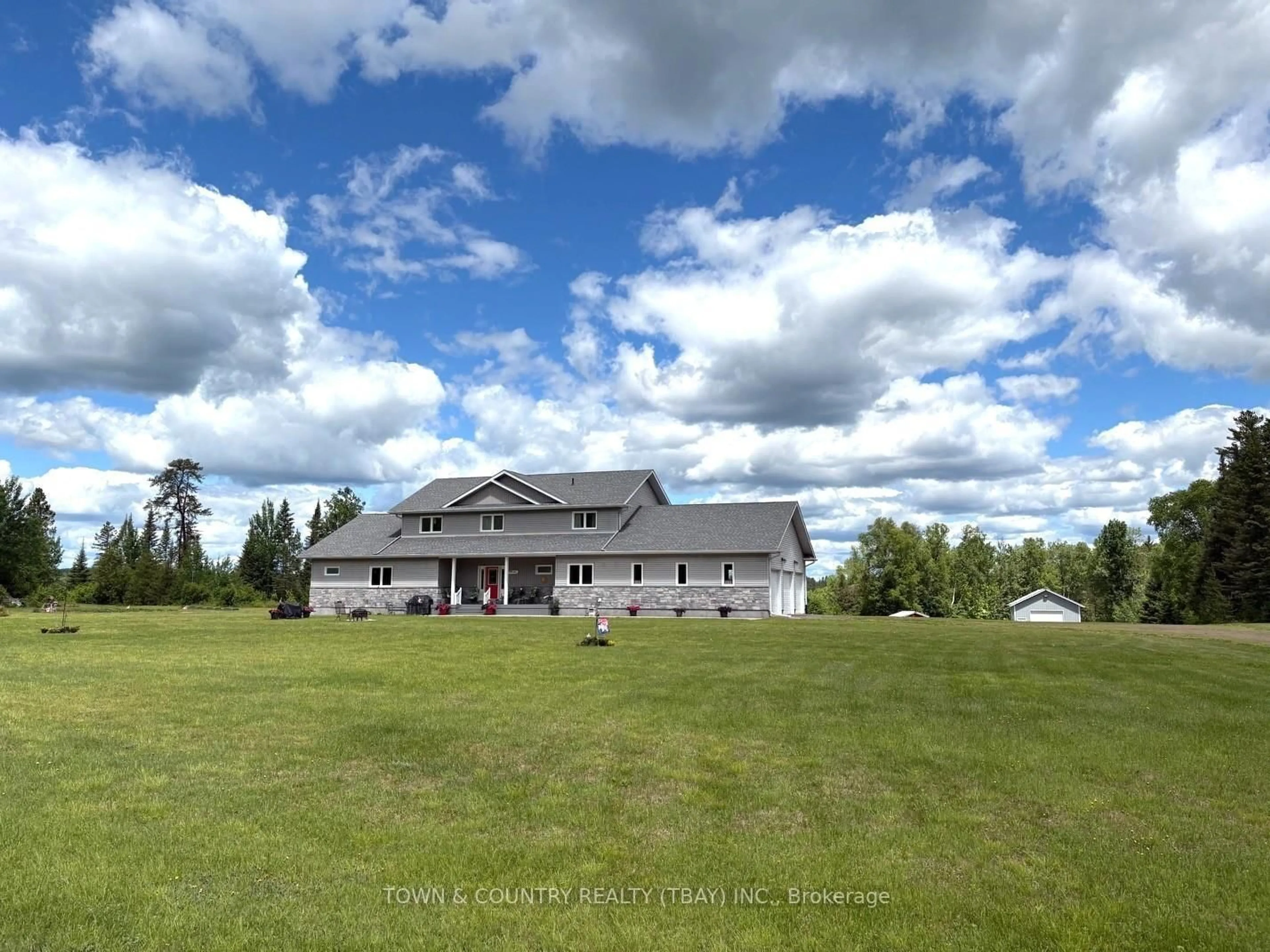 A pic from outside/outdoor area/front of a property/back of a property/a pic from drone, unknown for 503 Highway 130, Oliver Paipoonge Ontario P7J 0H4