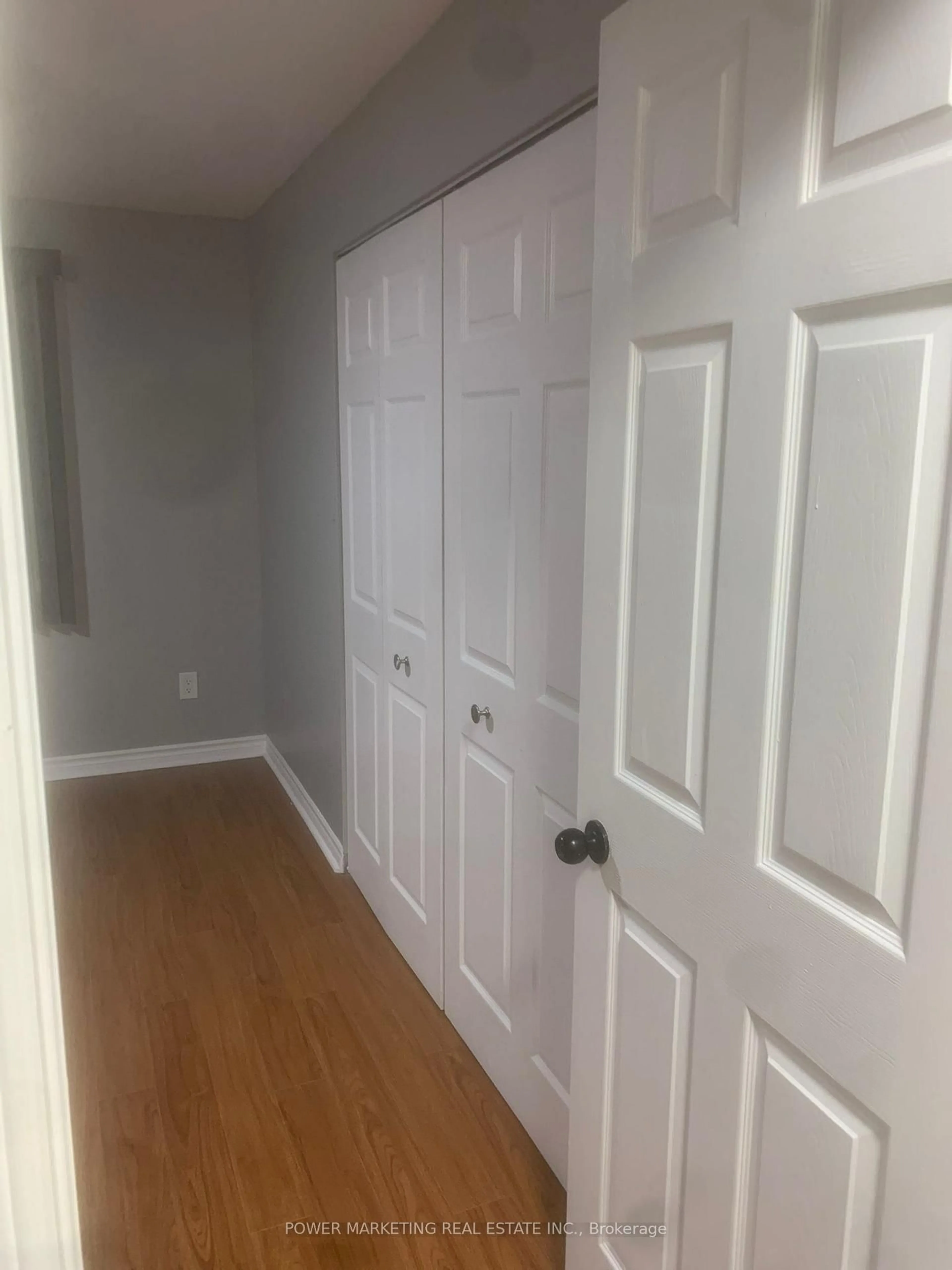 Unknown for 902 Notre Dame St #100, Russell Ontario K0A 1W0