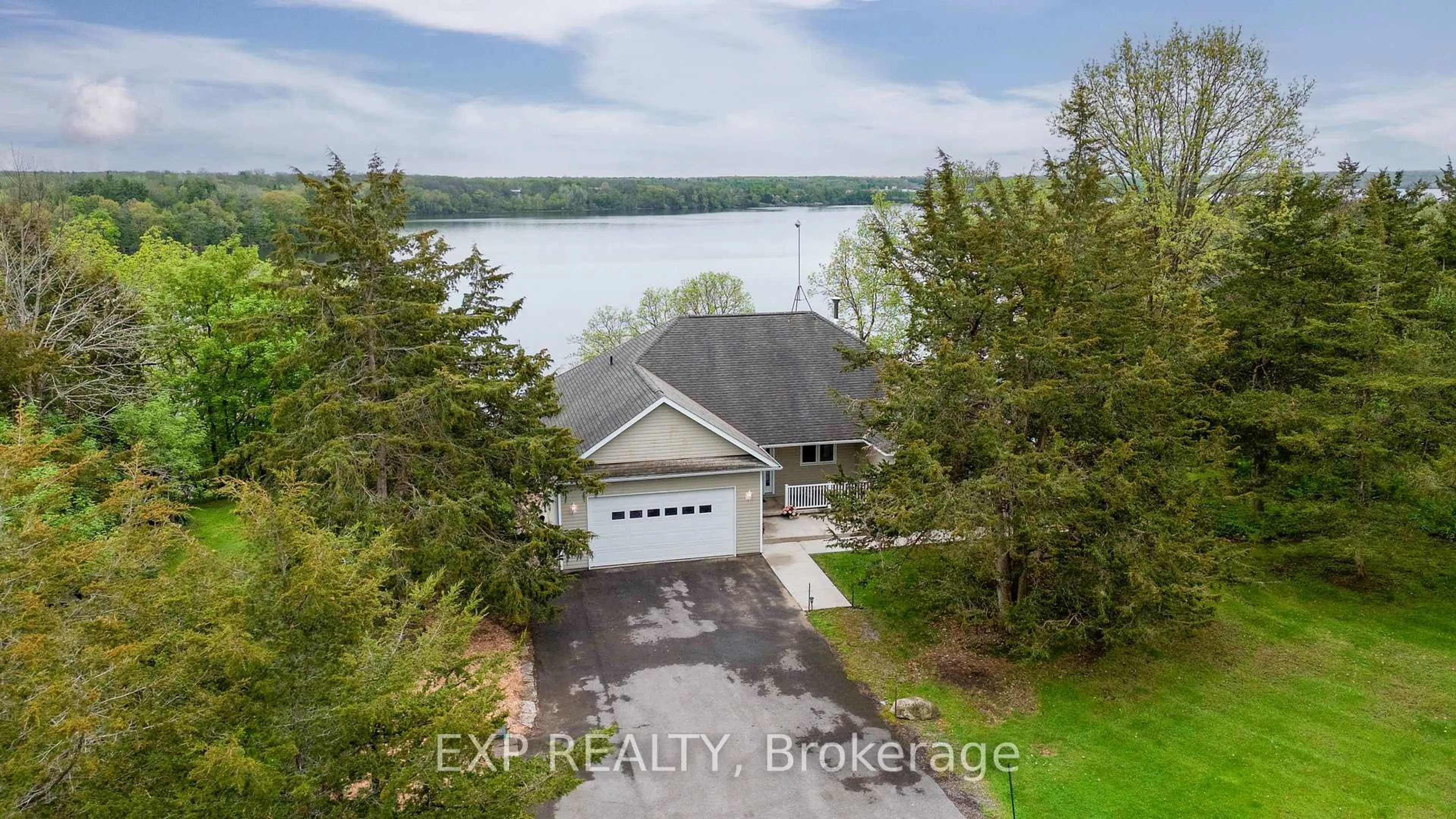 A pic from outside/outdoor area/front of a property/back of a property/a pic from drone, water/lake/river/ocean view for 4739 County Rd 9 Rd, Napanee Ontario K7R 3K8