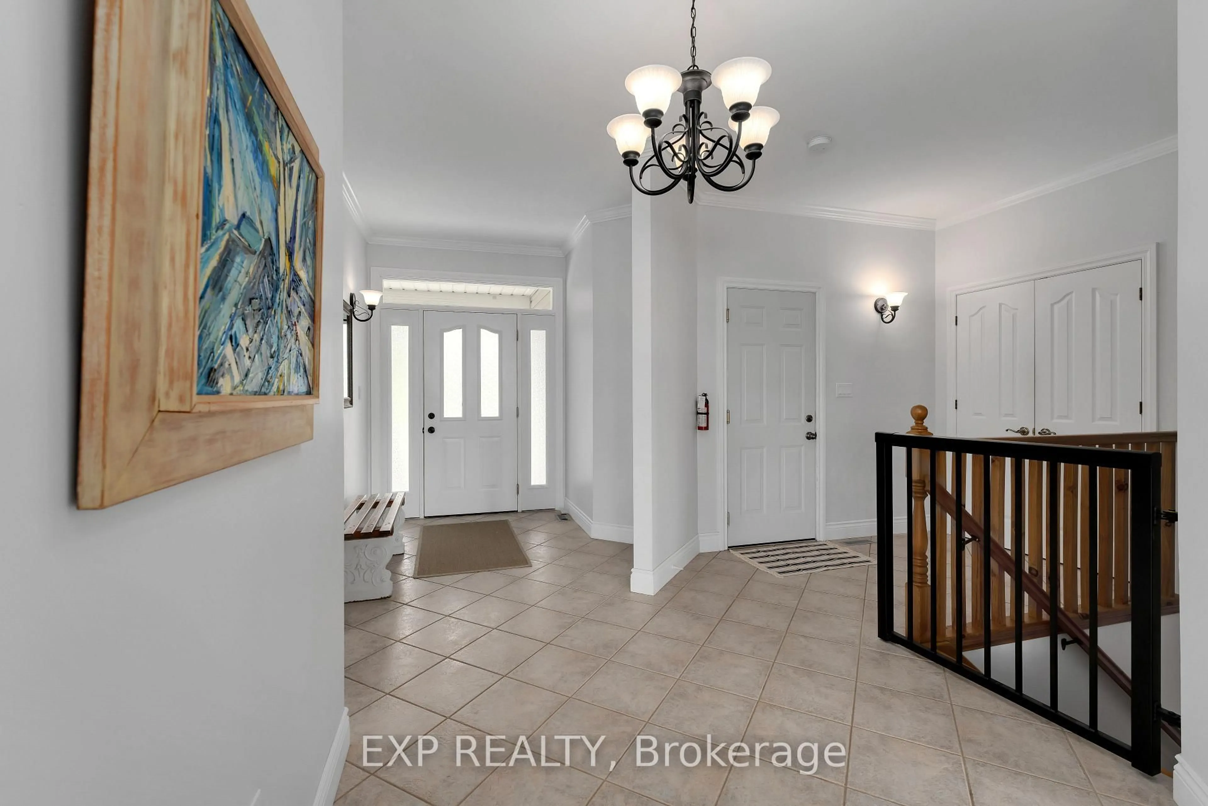 Indoor entryway for 4739 County Rd 9 Rd, Napanee Ontario K7R 3K8