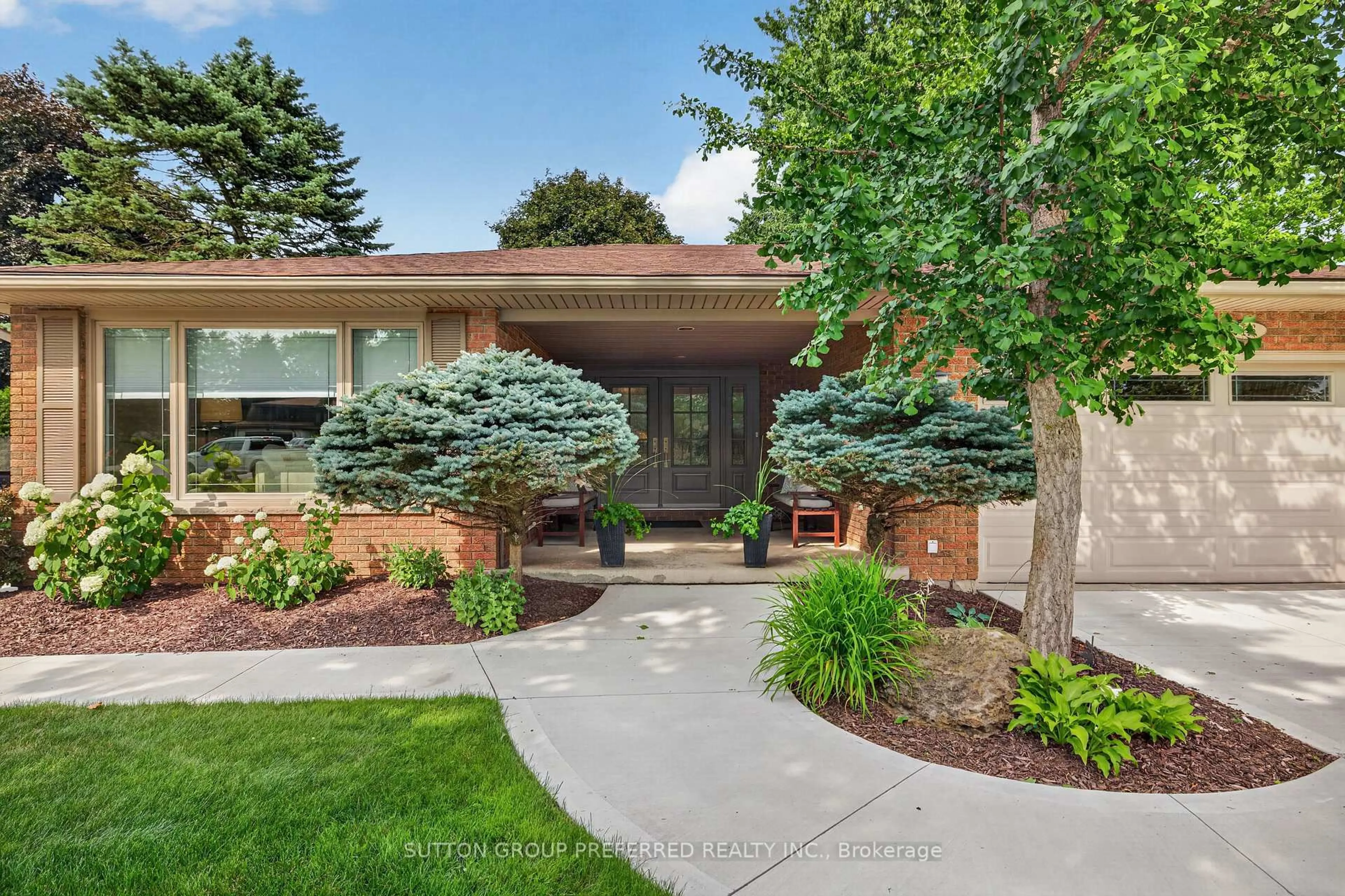 Home with brick exterior material, street for 146 Sherwood Pl, Thames Centre Ontario N0L 1G3