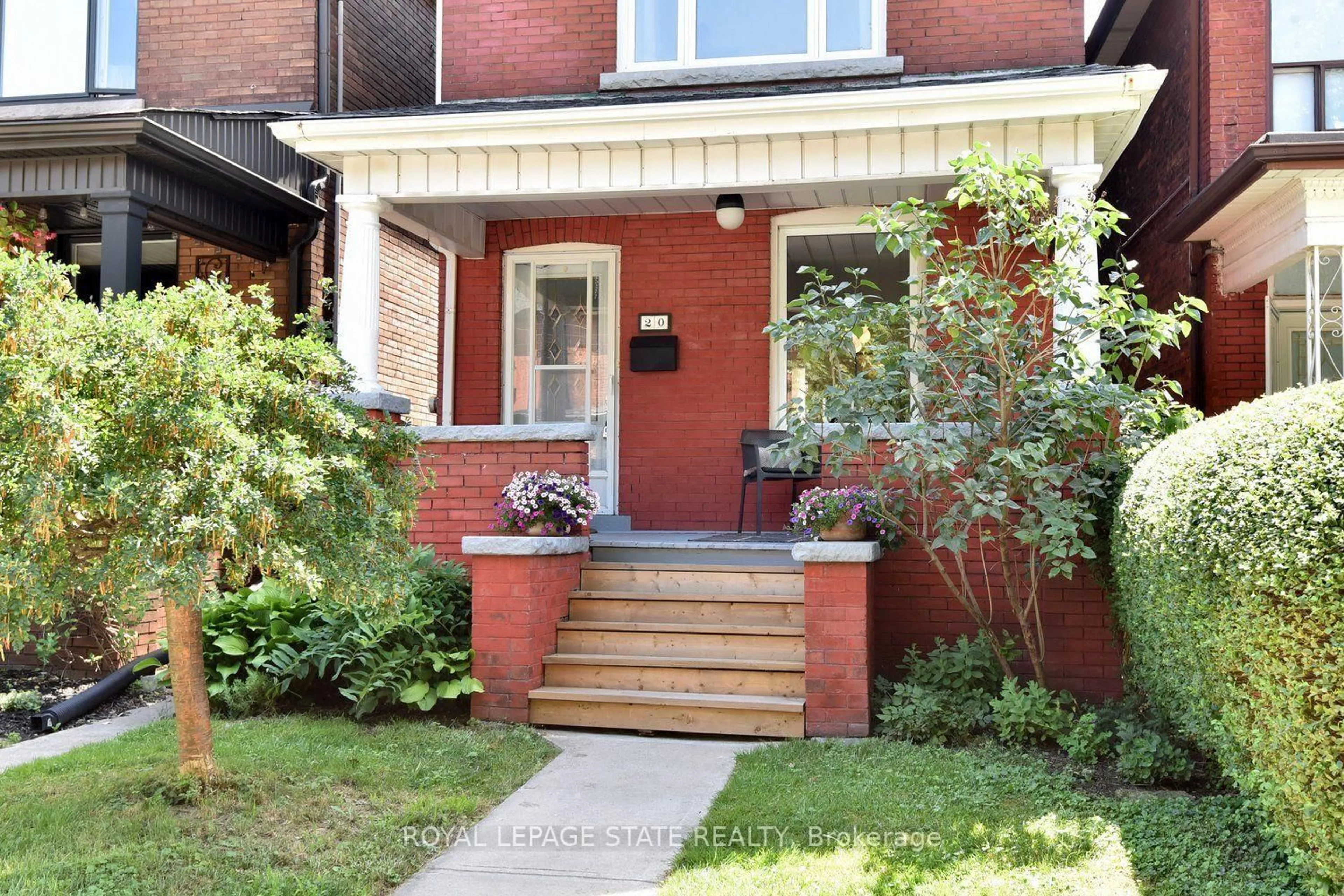 Home with brick exterior material, street for 20 Fairholt Rd, Hamilton Ontario L8M 2T1