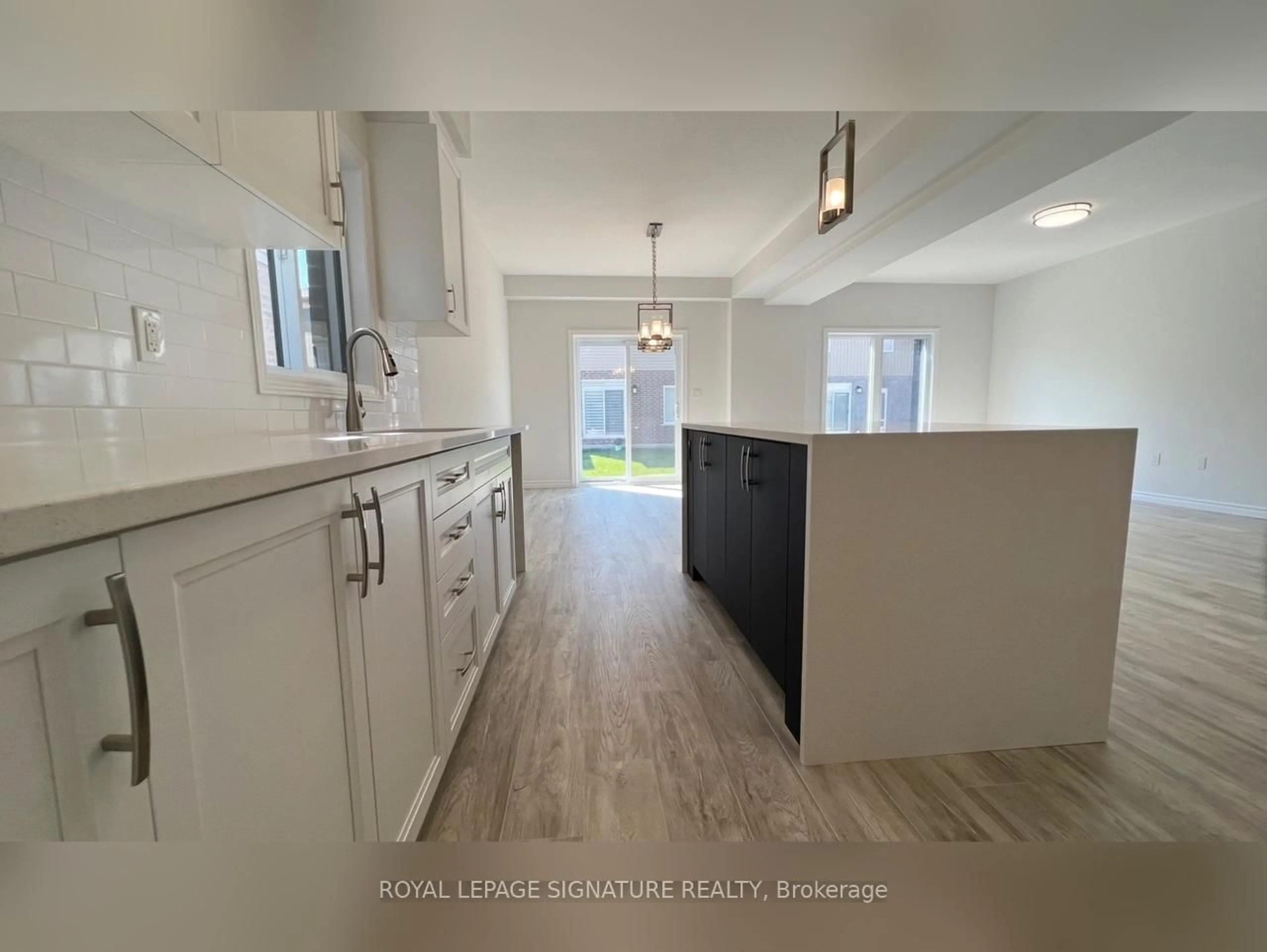 Open concept kitchen, unknown for 3128 Turner Cres, London South Ontario N6M 0A1