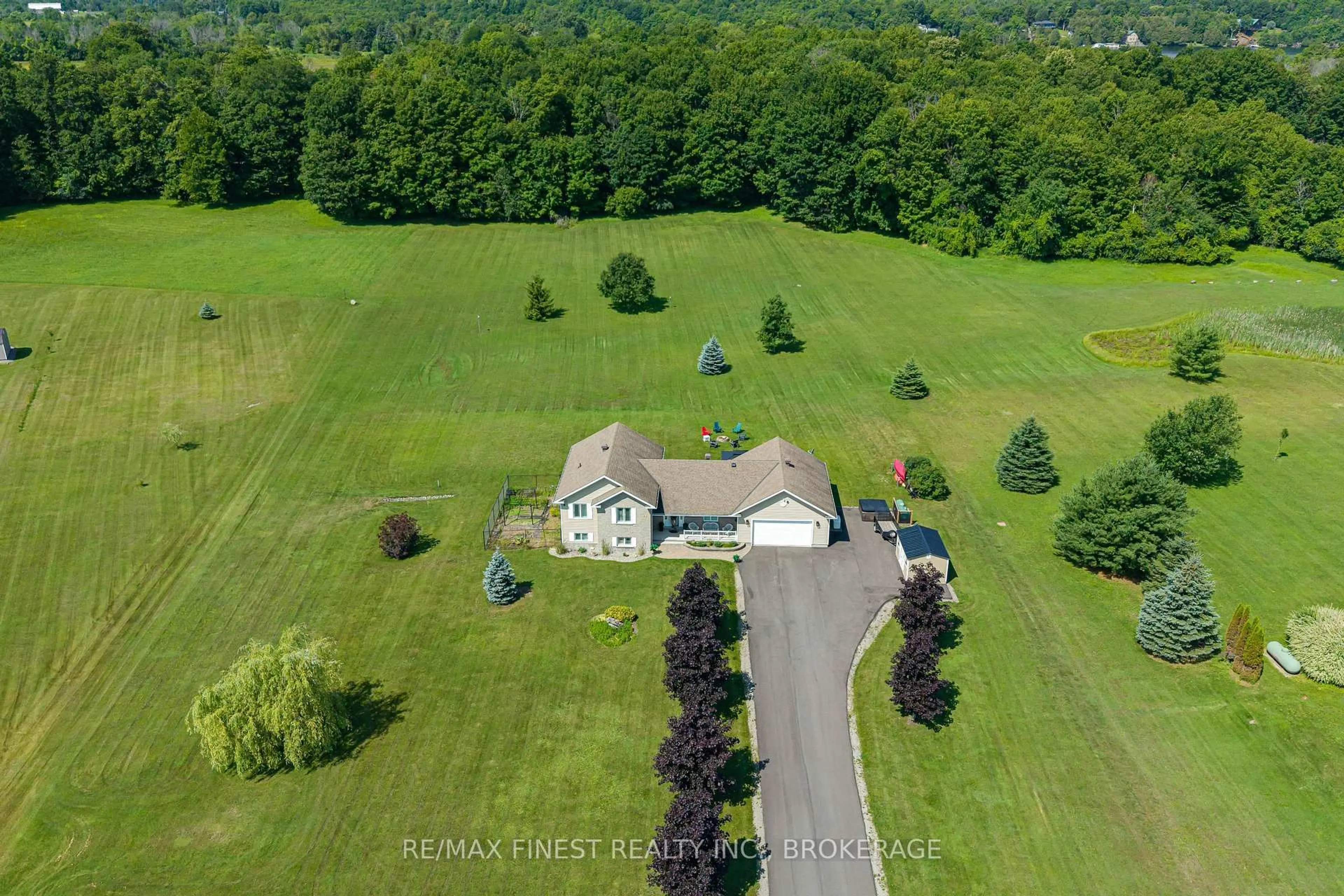 A pic from outside/outdoor area/front of a property/back of a property/a pic from drone, unknown for 59 Horace Dr, Rideau Lakes Ontario K0G 1V0