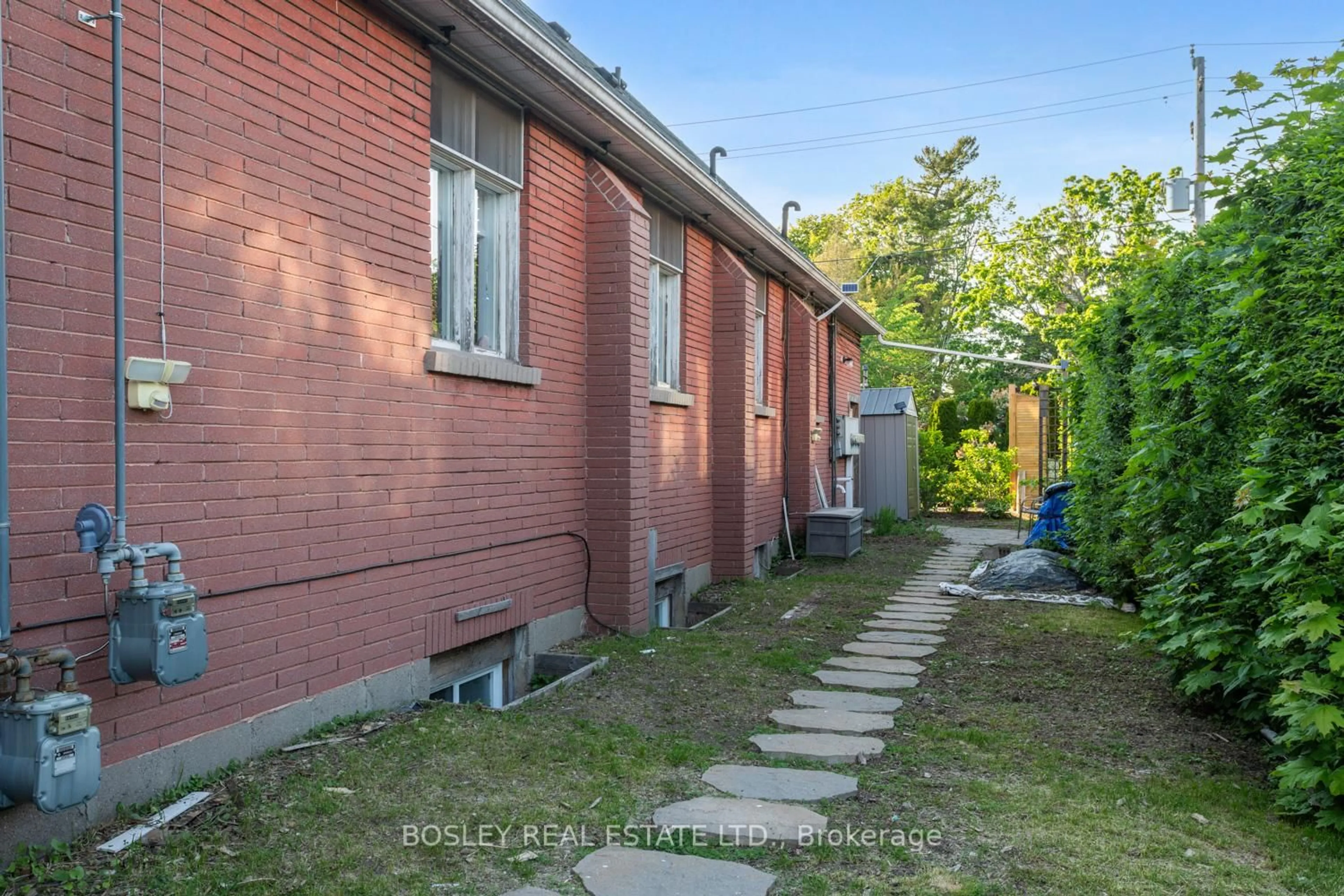 Unknown for 131 King St, Cobourg Ontario K9A 1L2