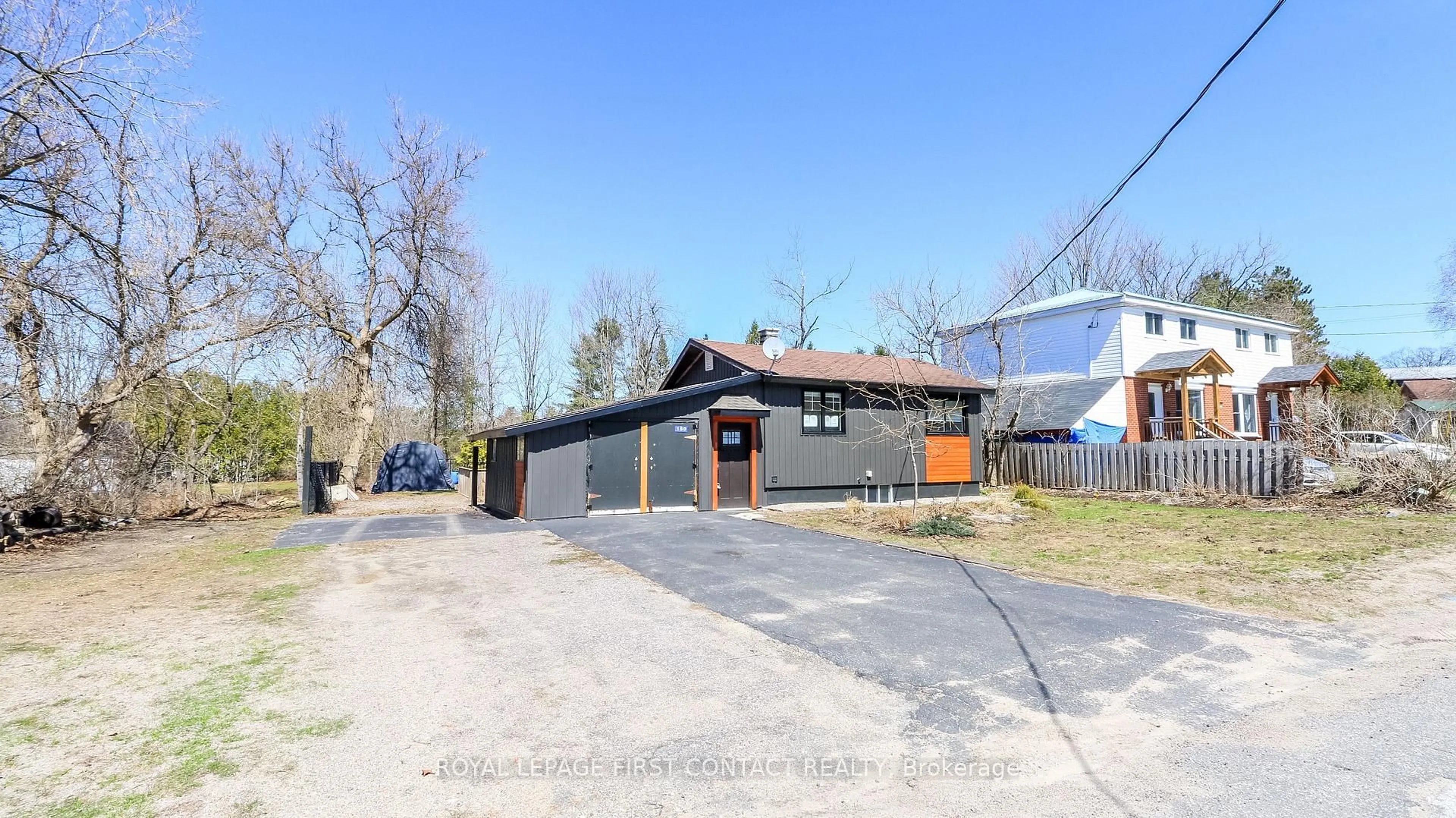 Unknown for 150 Farquhar St, Gravenhurst Ontario P1P 1C0