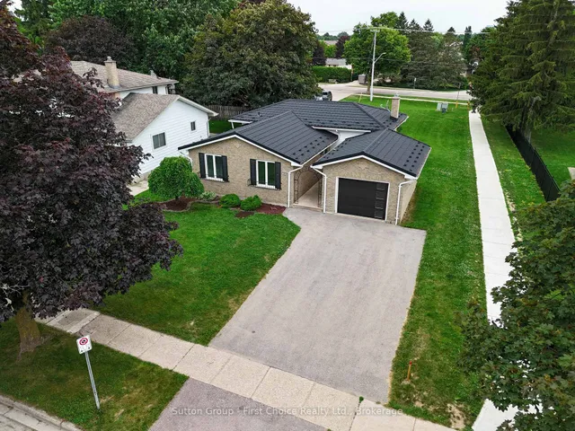 70 Bedford Dr, Stratford 2