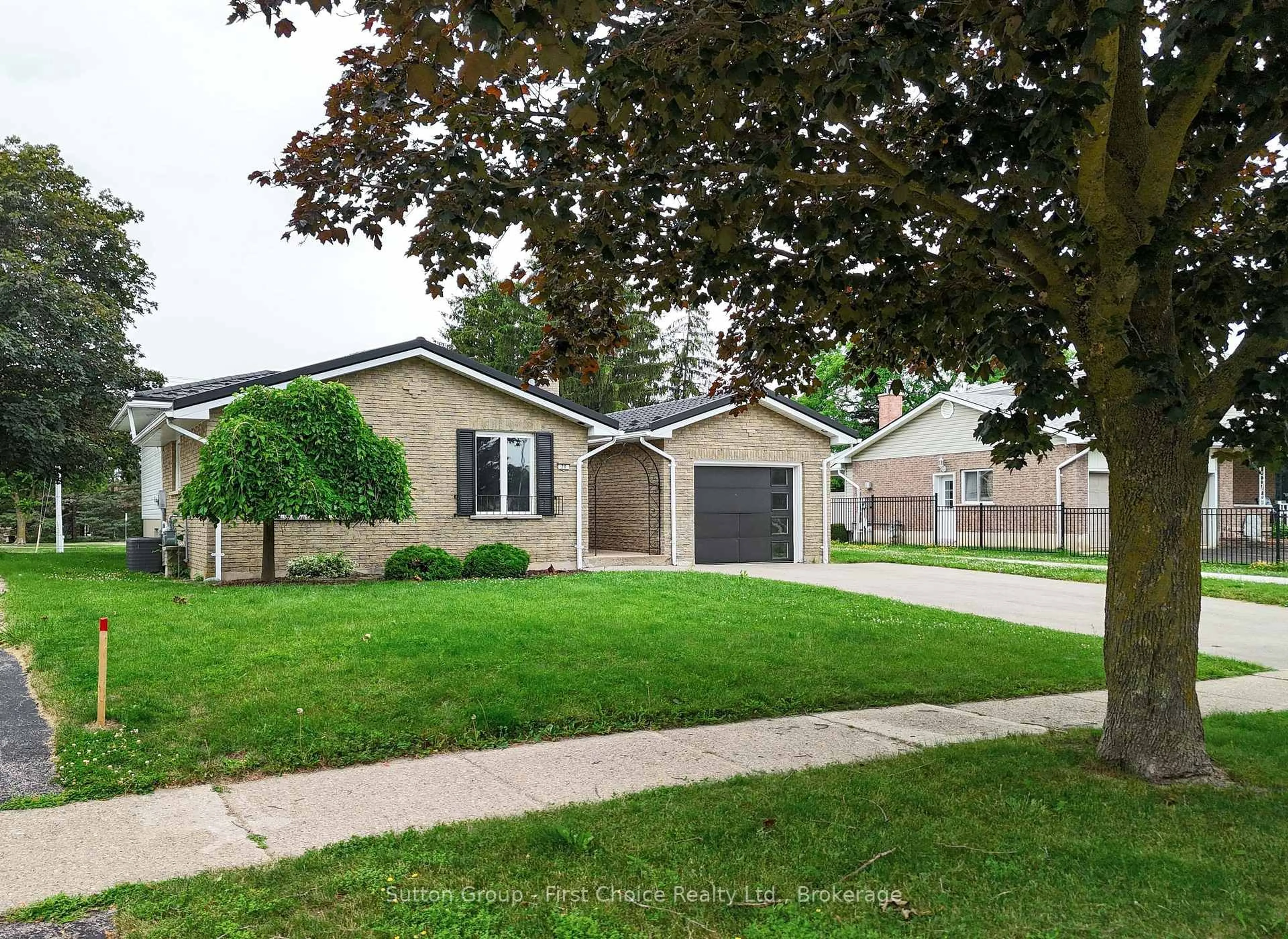 Unknown for 70 Bedford Dr, Stratford Ontario N5A 5J5