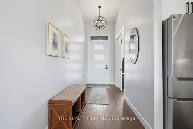 6990 Clayton Walk #1, London South 5
