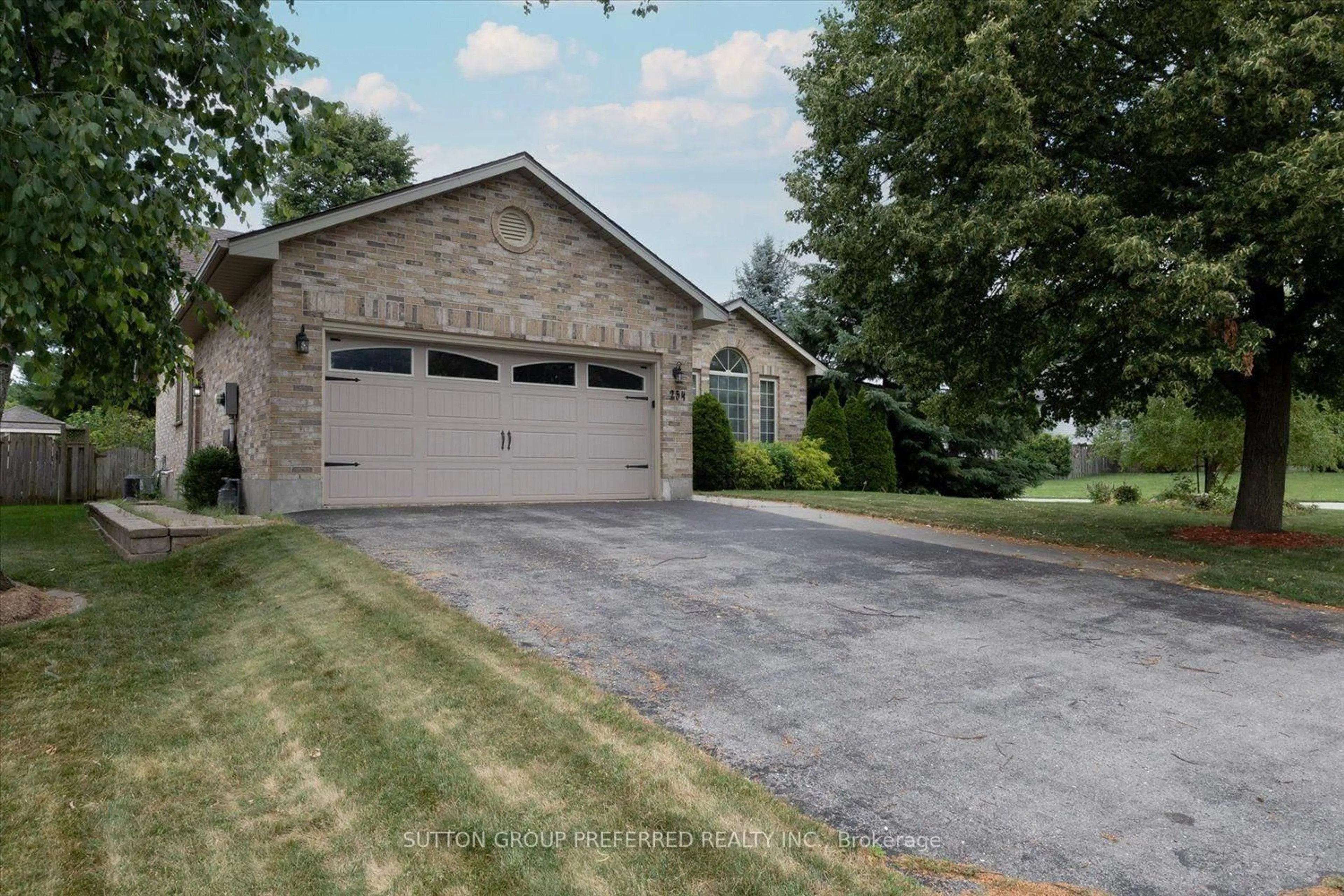 Unknown for 254 Kettle Creek Dr, Central Elgin Ontario N0L 1B0