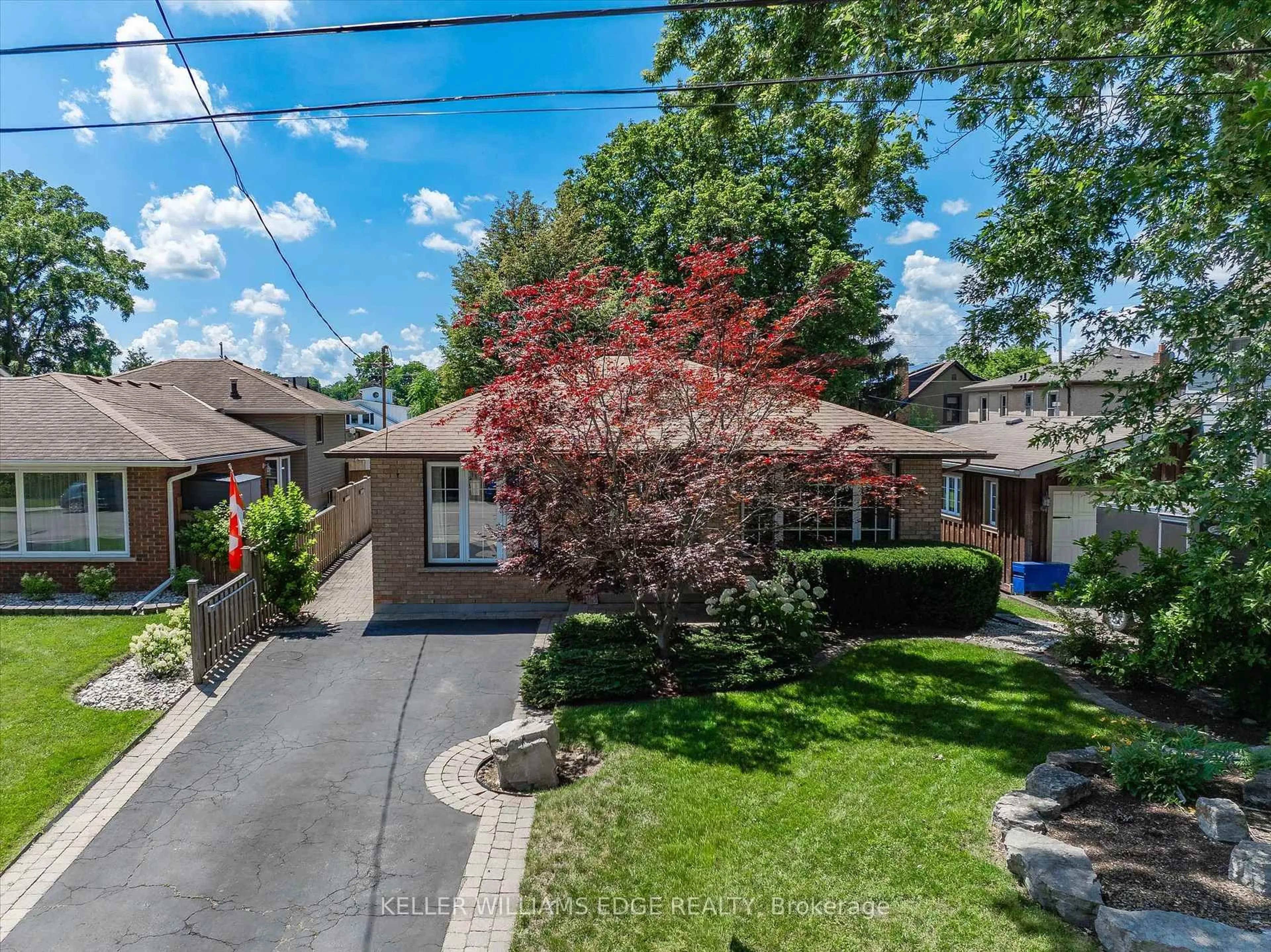 A pic from outside/outdoor area/front of a property/back of a property/a pic from drone, street for 38 James St, Hamilton Ontario L9H 2J6