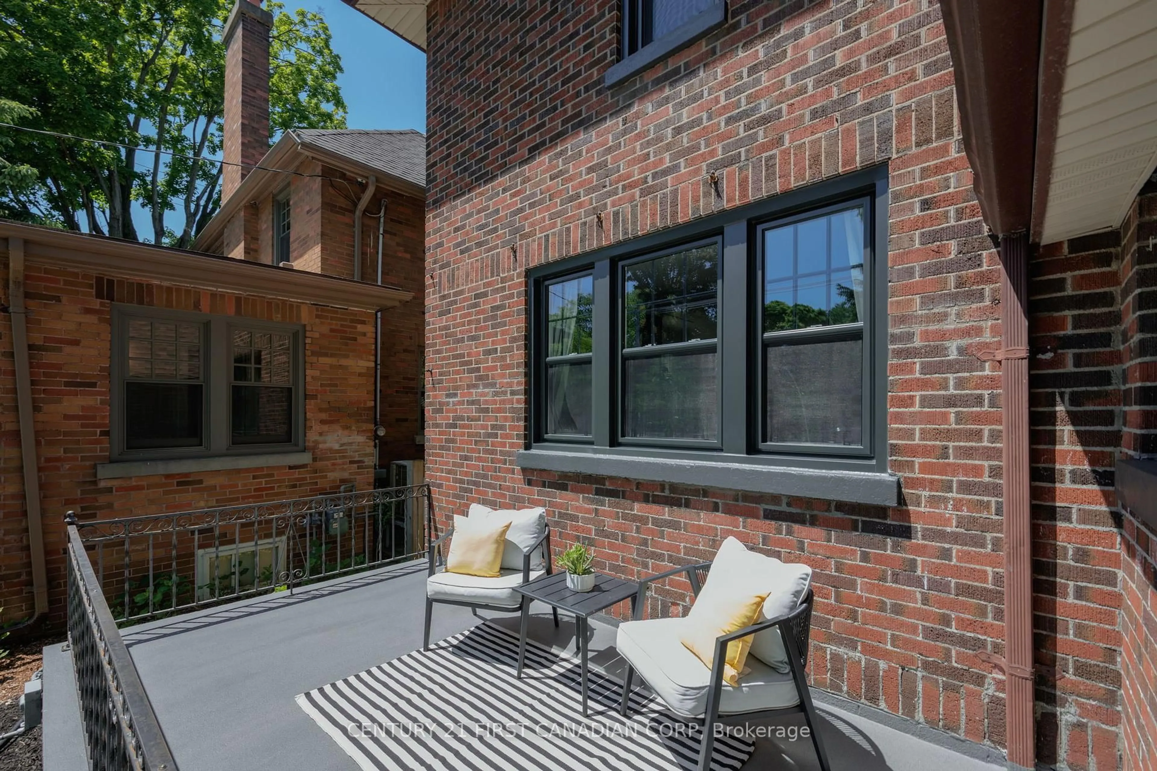 Home with brick exterior material, street for 398 Victoria St, London East Ontario N5Y 4A9