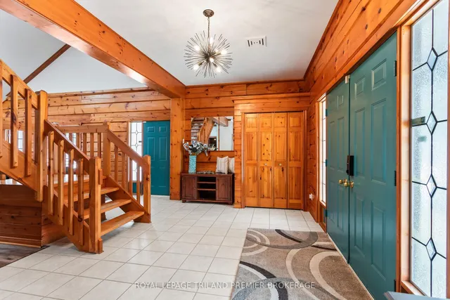 9936 ONTARIO St, Lambton Shores 5