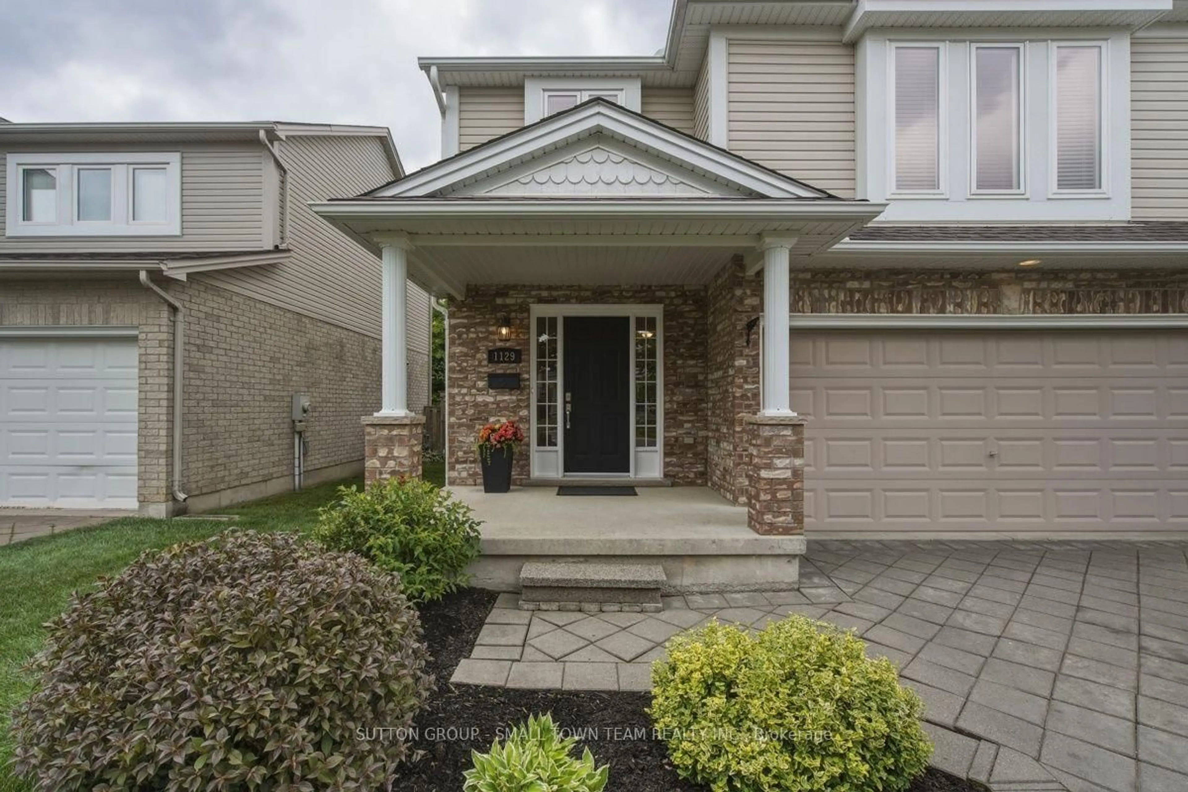 Unknown for 1129 South Wenige Dr, London North Ontario N5X 4G5