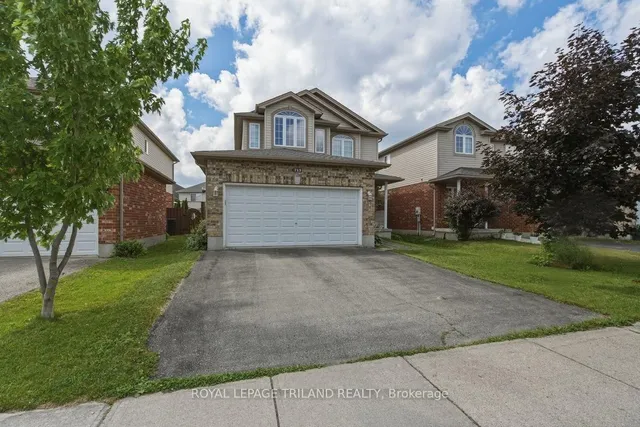 713 Thistlewood Dr, London North 3