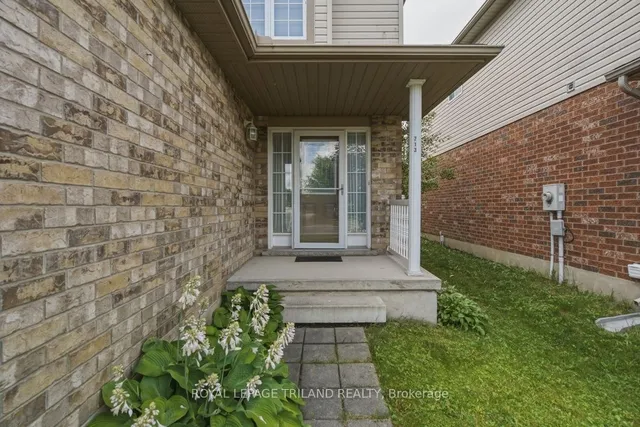 713 Thistlewood Dr, London North 5